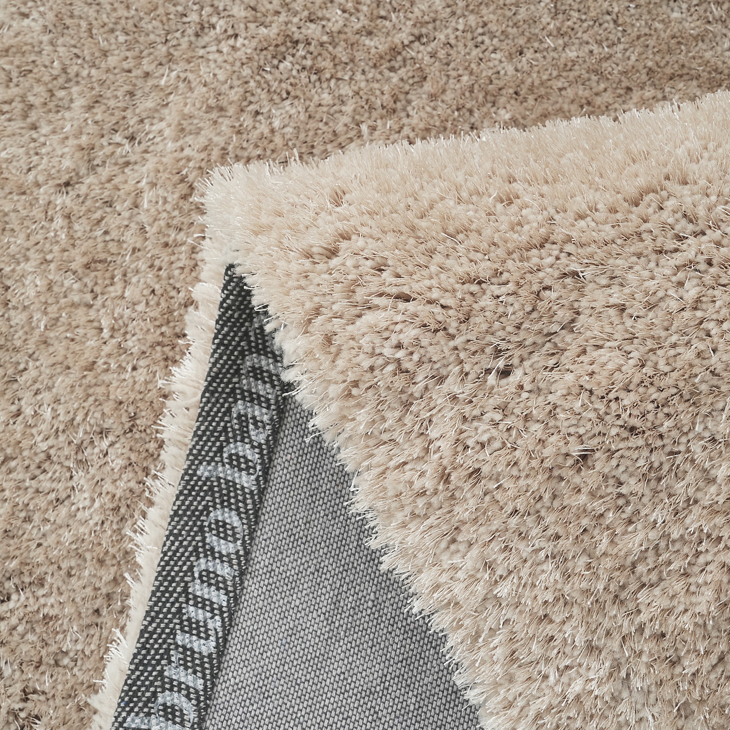 Bruno Banani Tapis de sol à poils longs »Dana Teppich, Kundenliebling« Rectangulaire 30 mm Höhe Brücke, uni, weich, Mikrofaser, Diele, Flur, Wohnzimmer, Schlafzimmer
