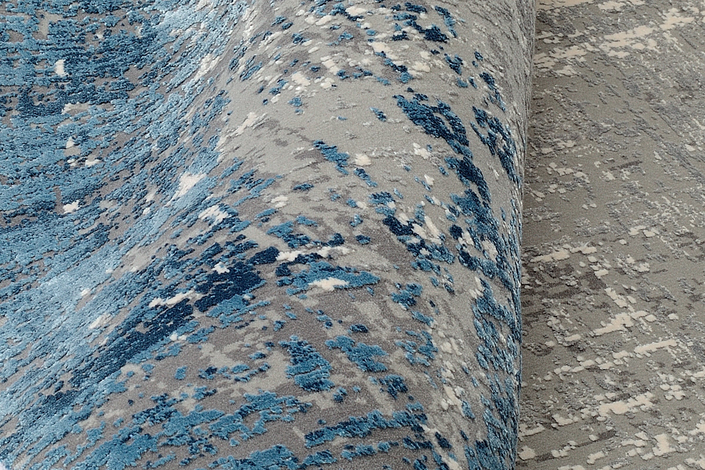 WK WOHNEN Teppich »BORDER«, rund, 8 mm Höhe, hochwertiger Viskoseanteil, samtweiche Oberfläche mit 3 D Effekt