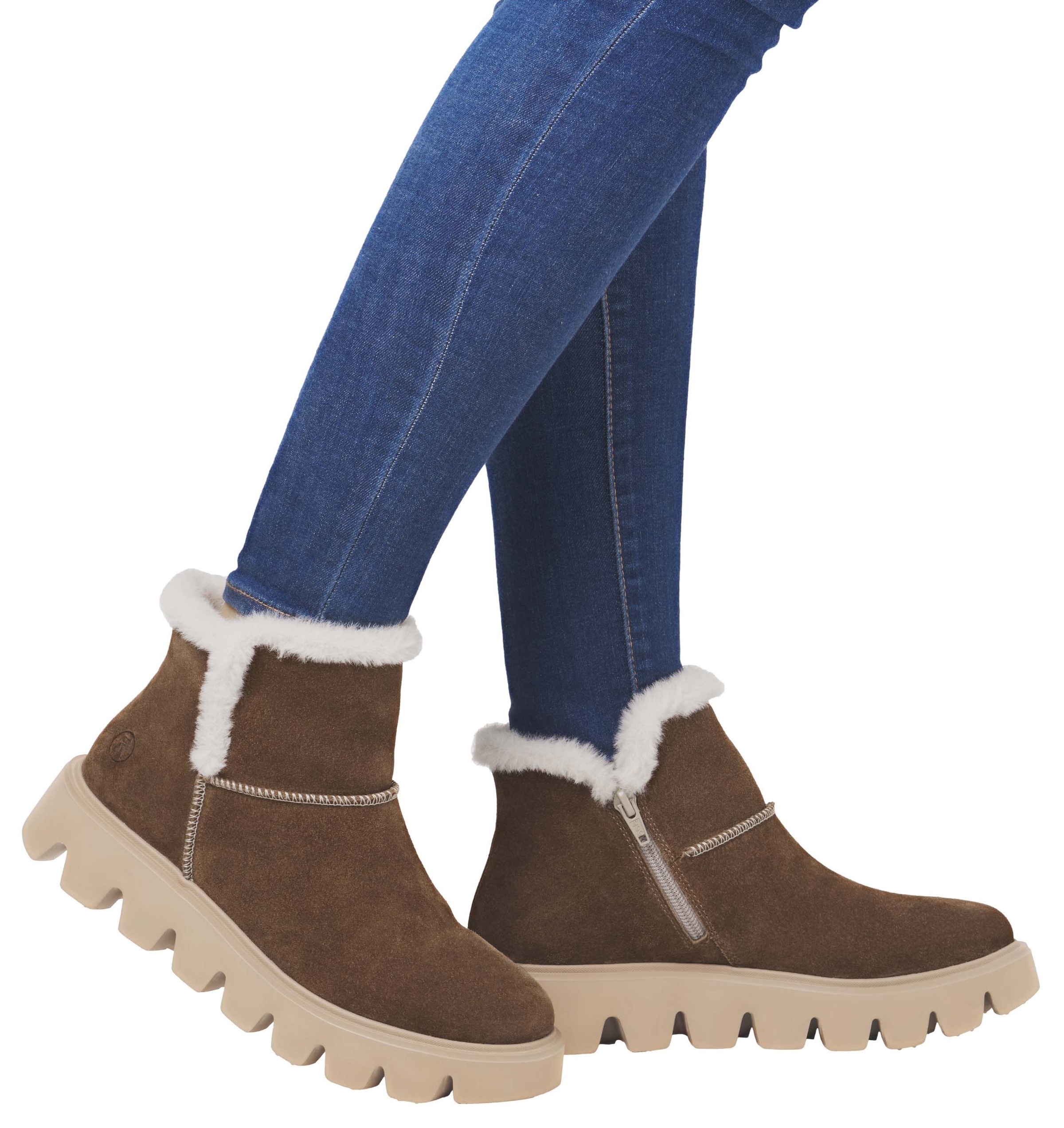 Rieker EVOLUTION Winterboots, Plateaustiefel, Schlupfschuh mit Innenreissverschluss