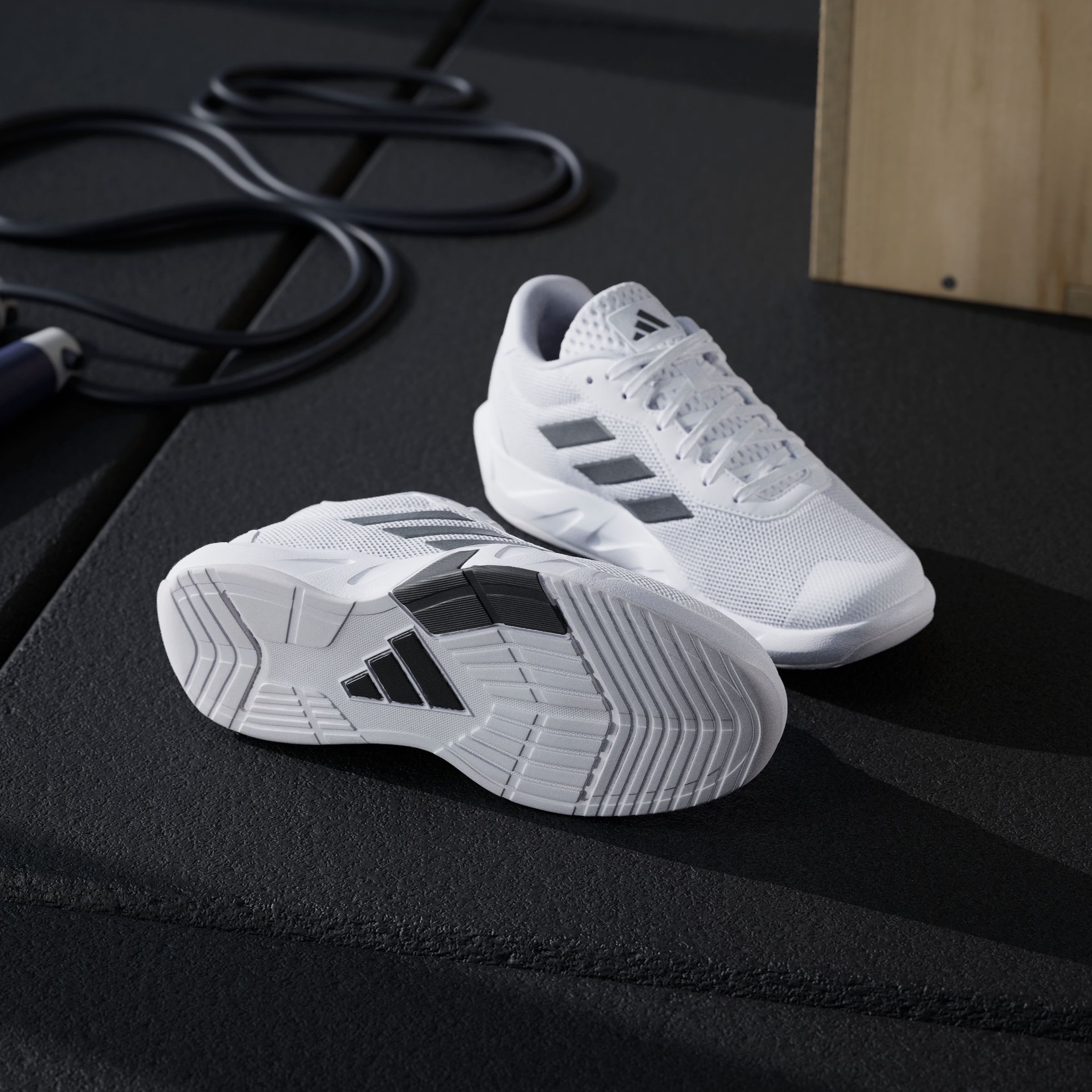 adidas Performance Trainingsschuh »AMPLIMOVE TRAINER«
