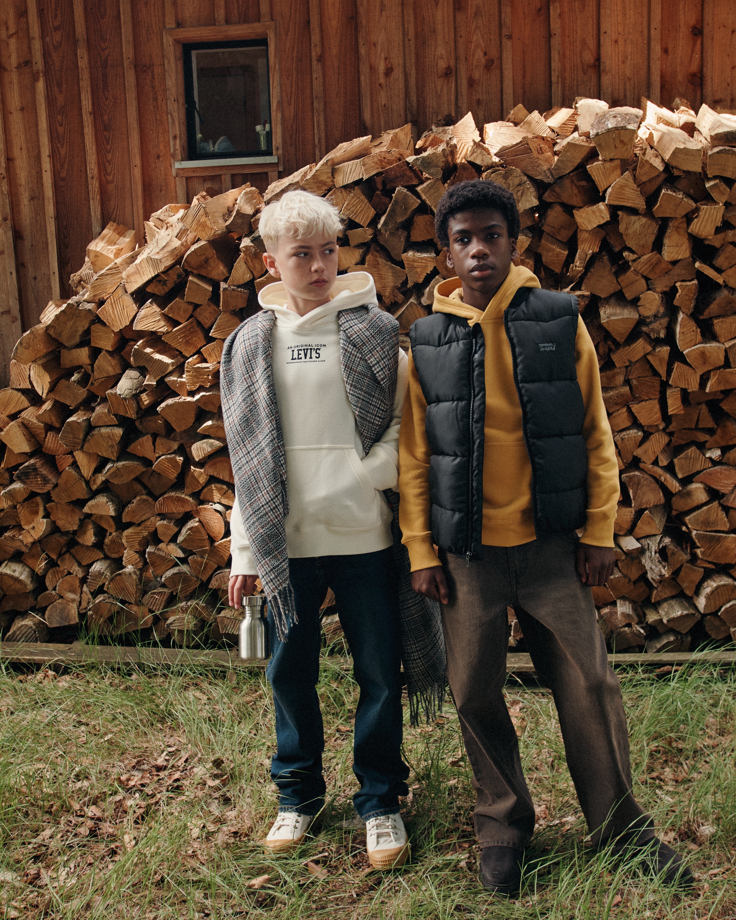 Levi's® Kids Sweat-shirt »LVB REV THE ENGINE HOODIE«, pour garçons, avec capuche et grand imprimé dans le dos
