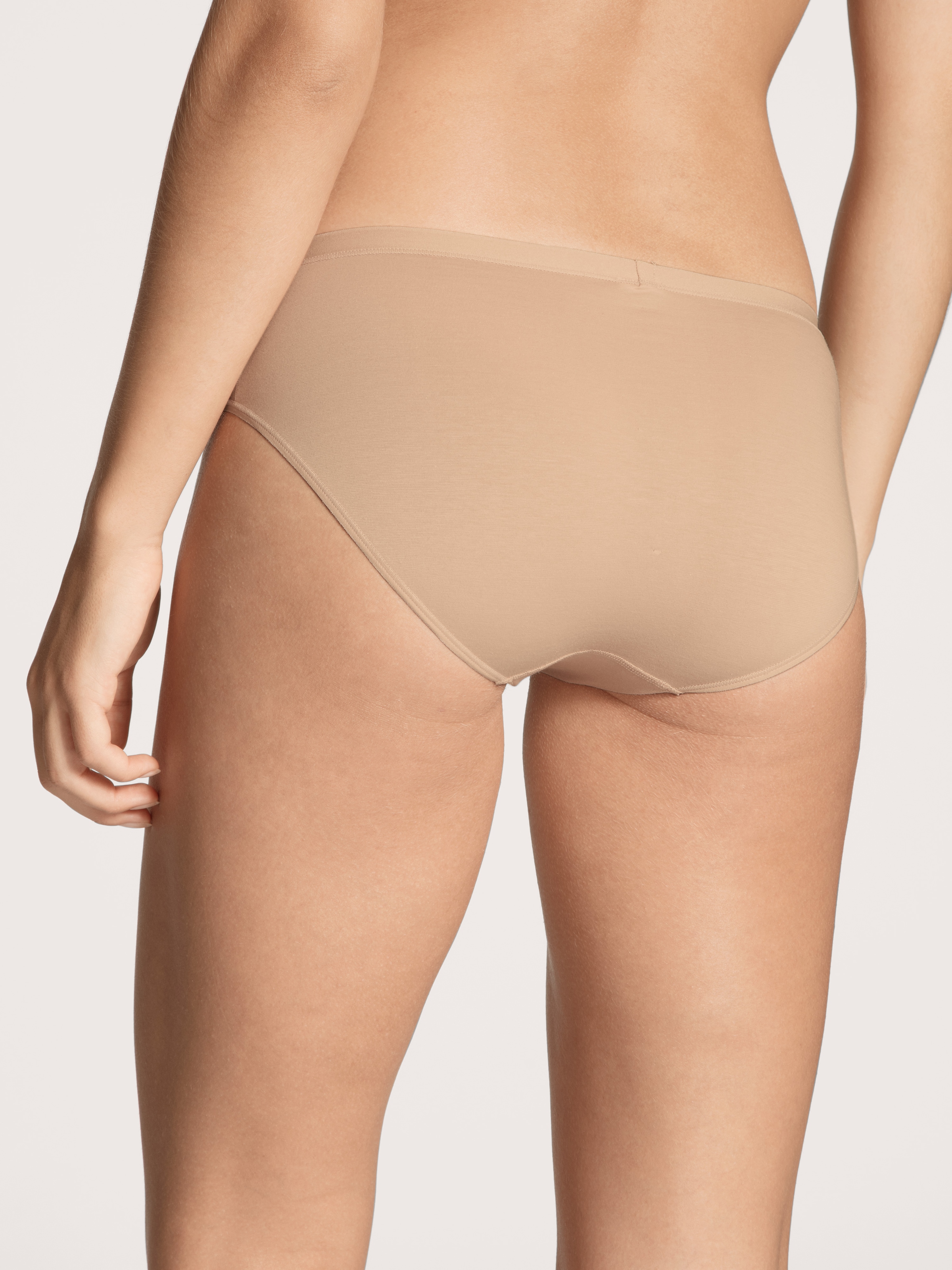 CALIDA Slip »Natural Comfort«, mit natürlichem Glanz und glattem Griff
