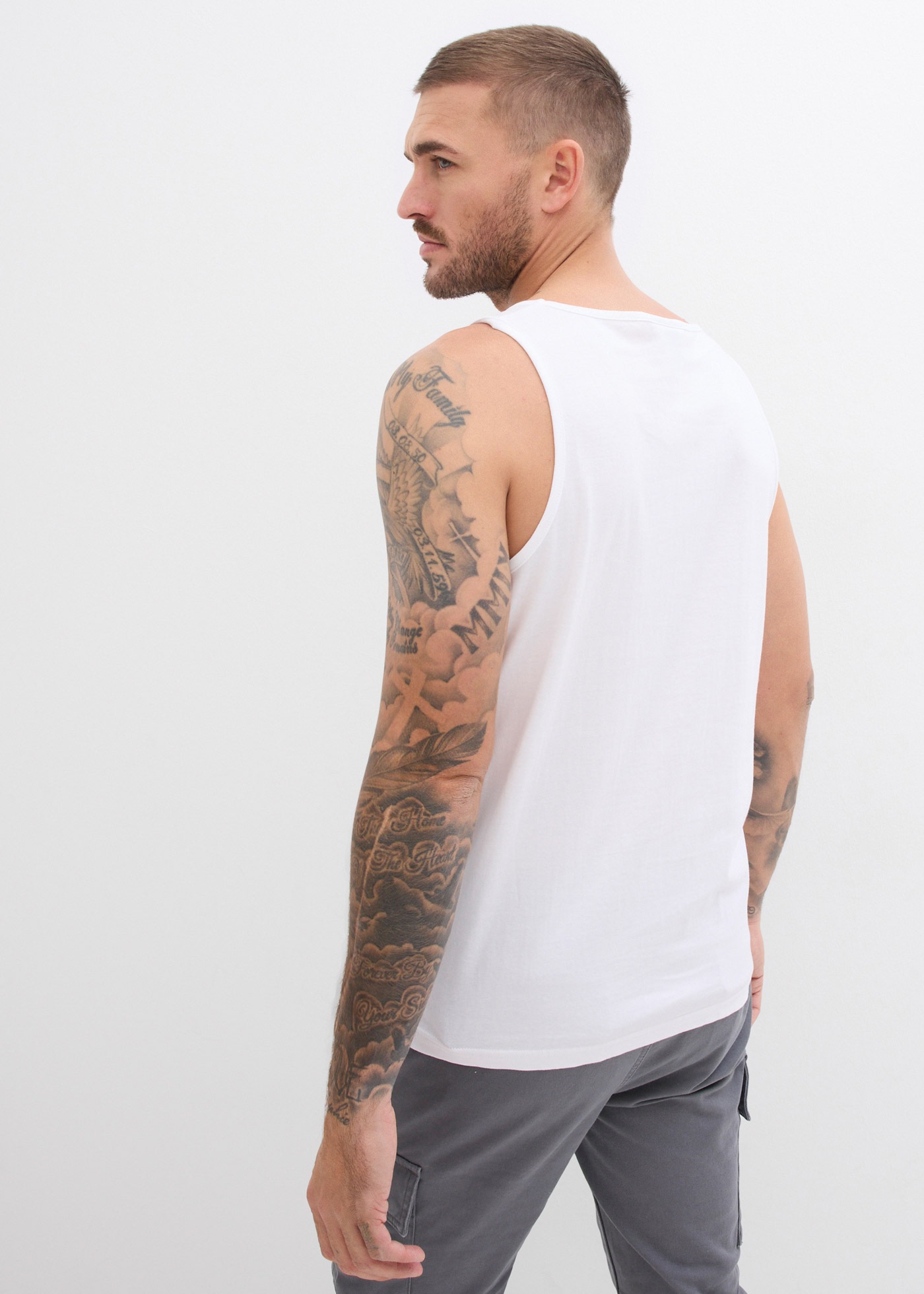 bonprix Tanktop Packung, 3 tlg. Regular Fit, Rundhalsausschnitt