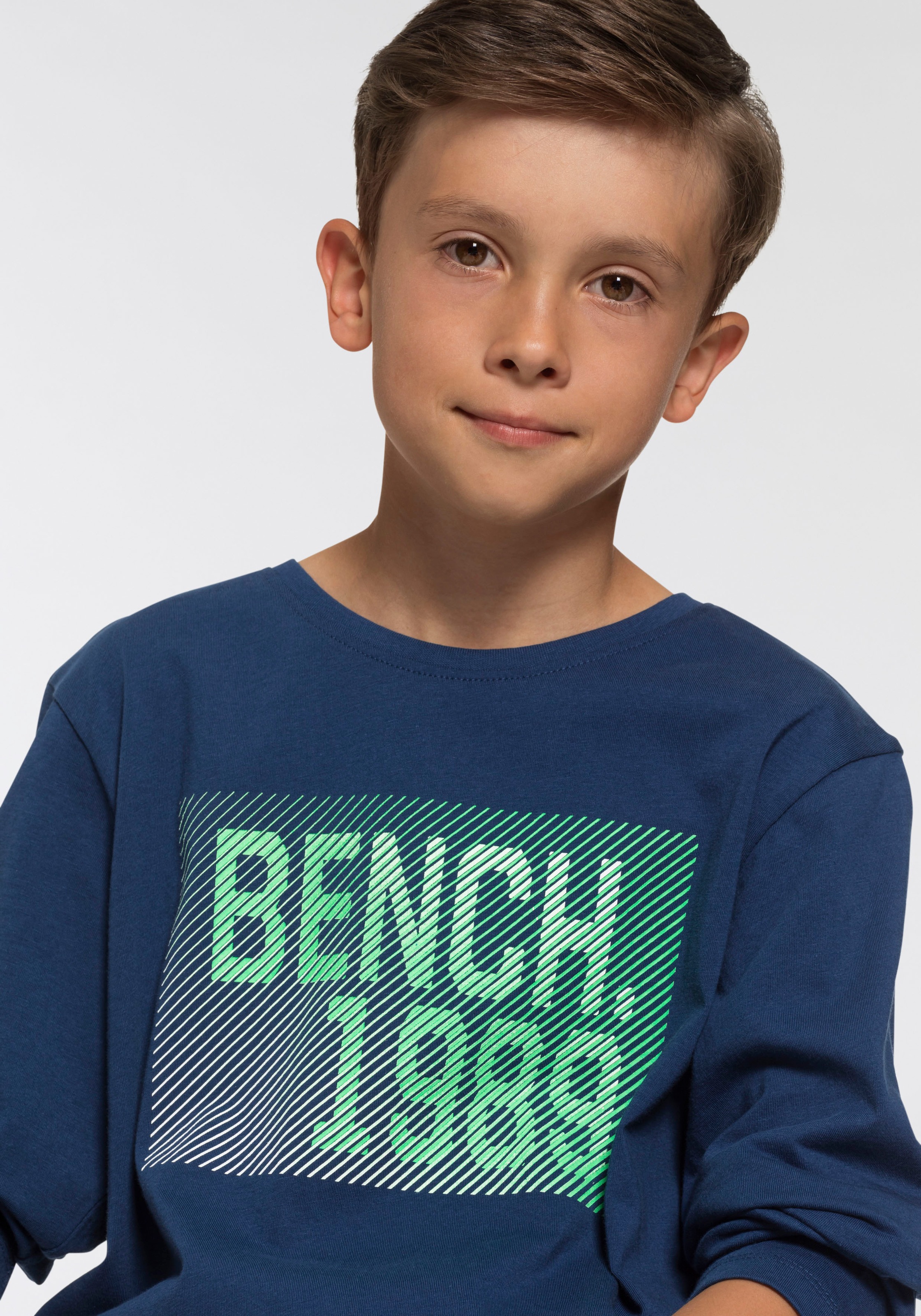 ✌ Bench. Langarmshirt, mit modischem Print Acheter en ligne