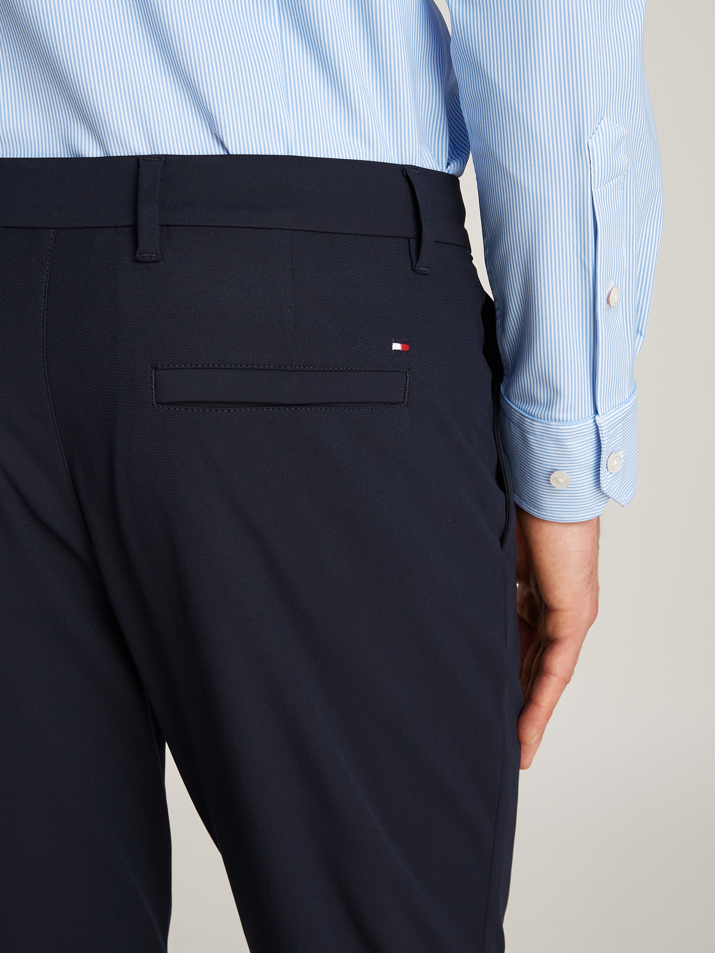 Tommy Hilfiger Chinohose »DENTON KNIT TECH CHINO«, mit feuchtigkeitsableitender Anti-Geruch-Technologie