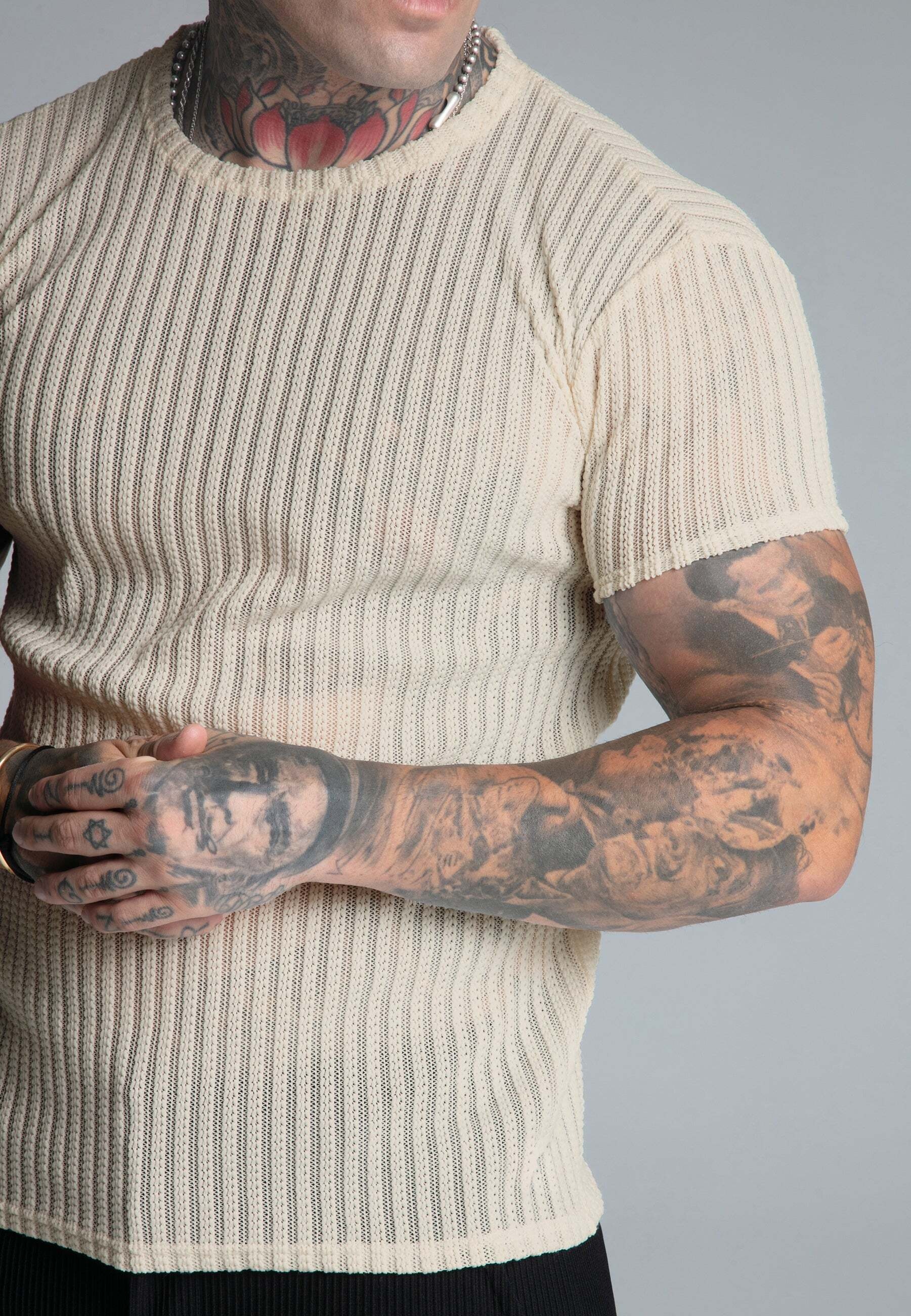 Siksilk T-Shirt »Siksilk T-Shirt Textured Muscle Fit T-Shirt«