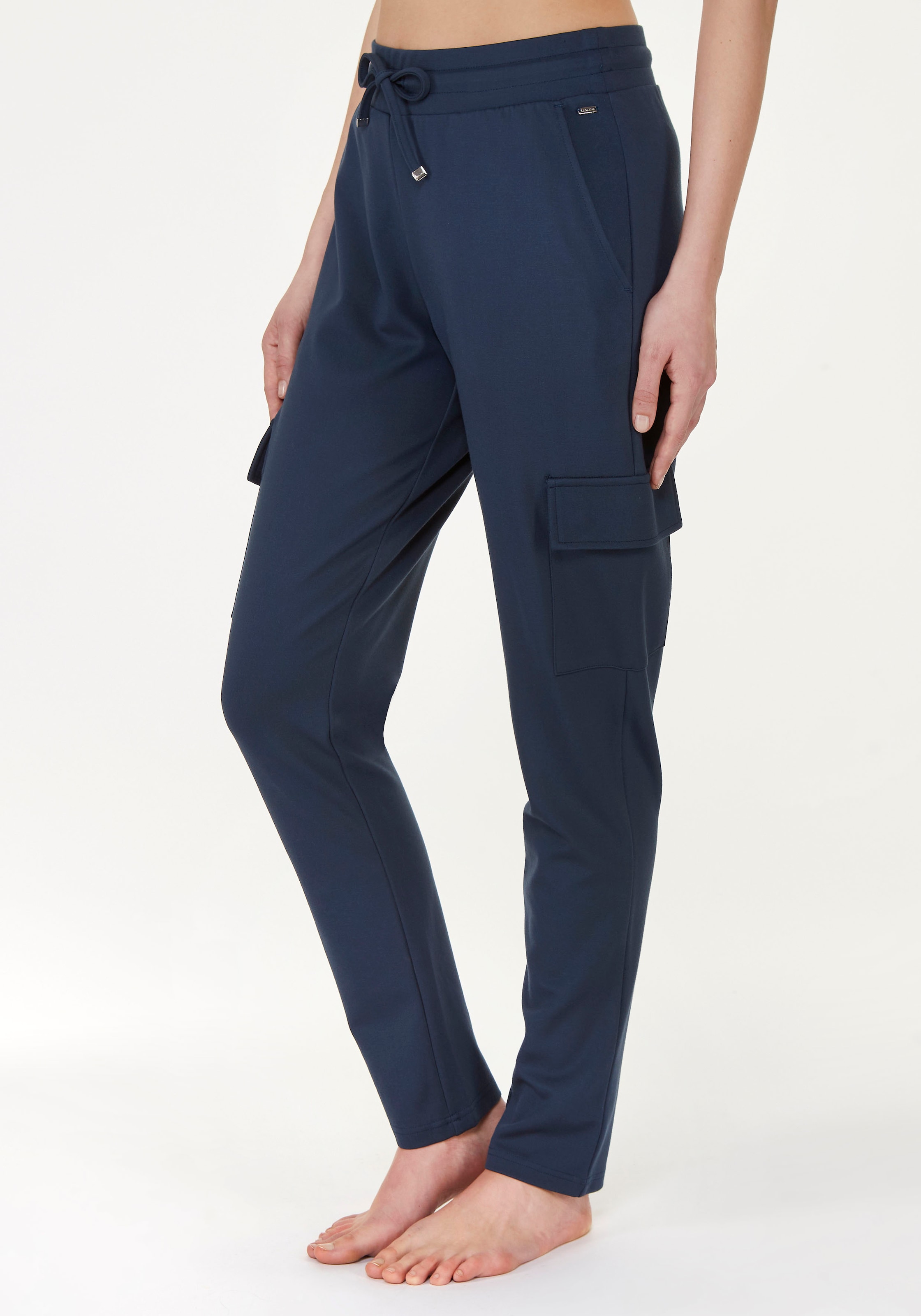 LASCANA Cargohose, in weich fliessendem Material, Loungewear