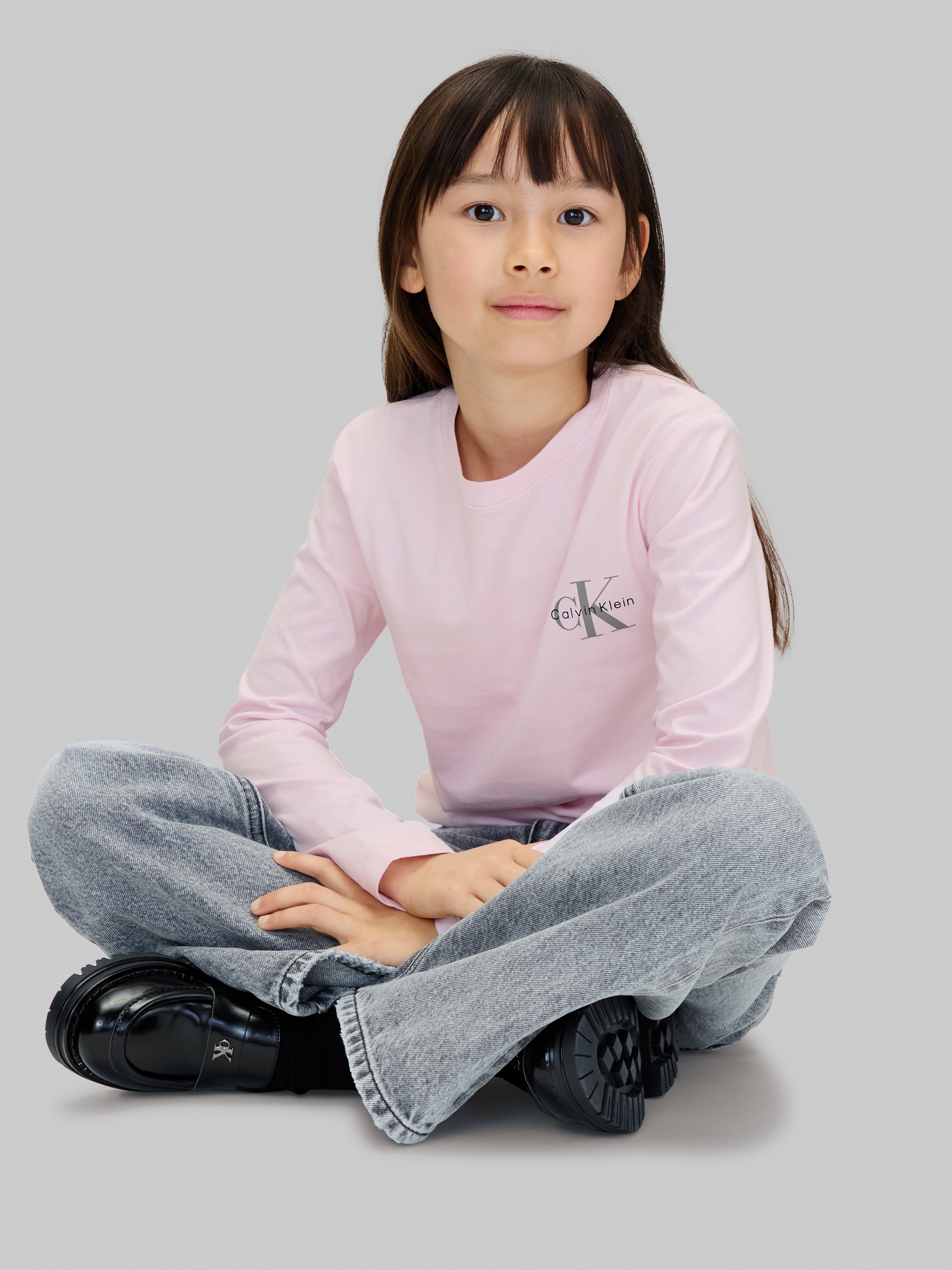 Calvin Klein Jeans Langarmshirt »CHEST MONOLOGO LS T-SHIRT«, für Kinder bis 16 Jahre, Logo-Druck