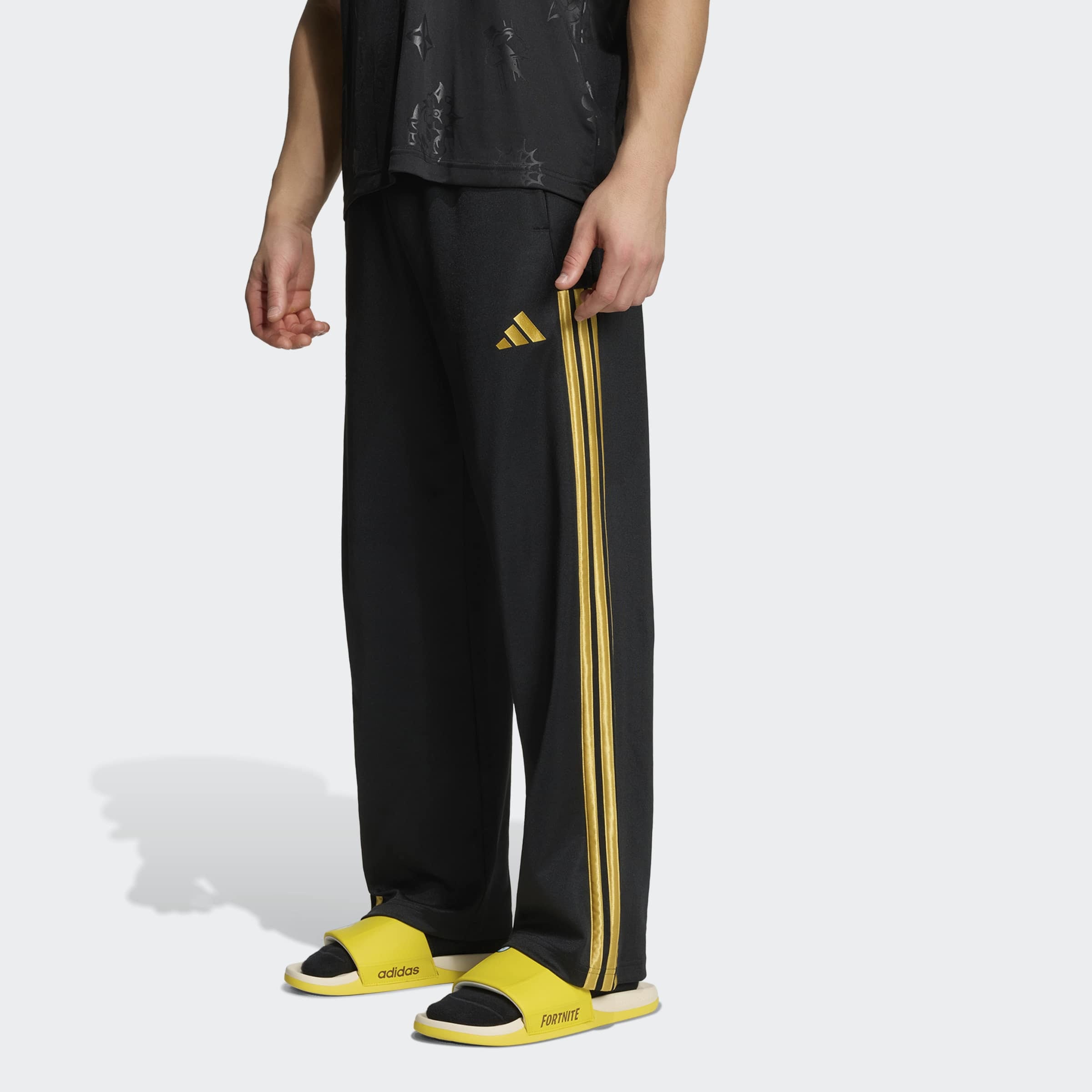 Image of adidas Sportswear Sporthose "ADIDAS X FORTNITE TIRO PANT" sportlicher Stil, für Erwachsene, aus Baumwolle und Polyester