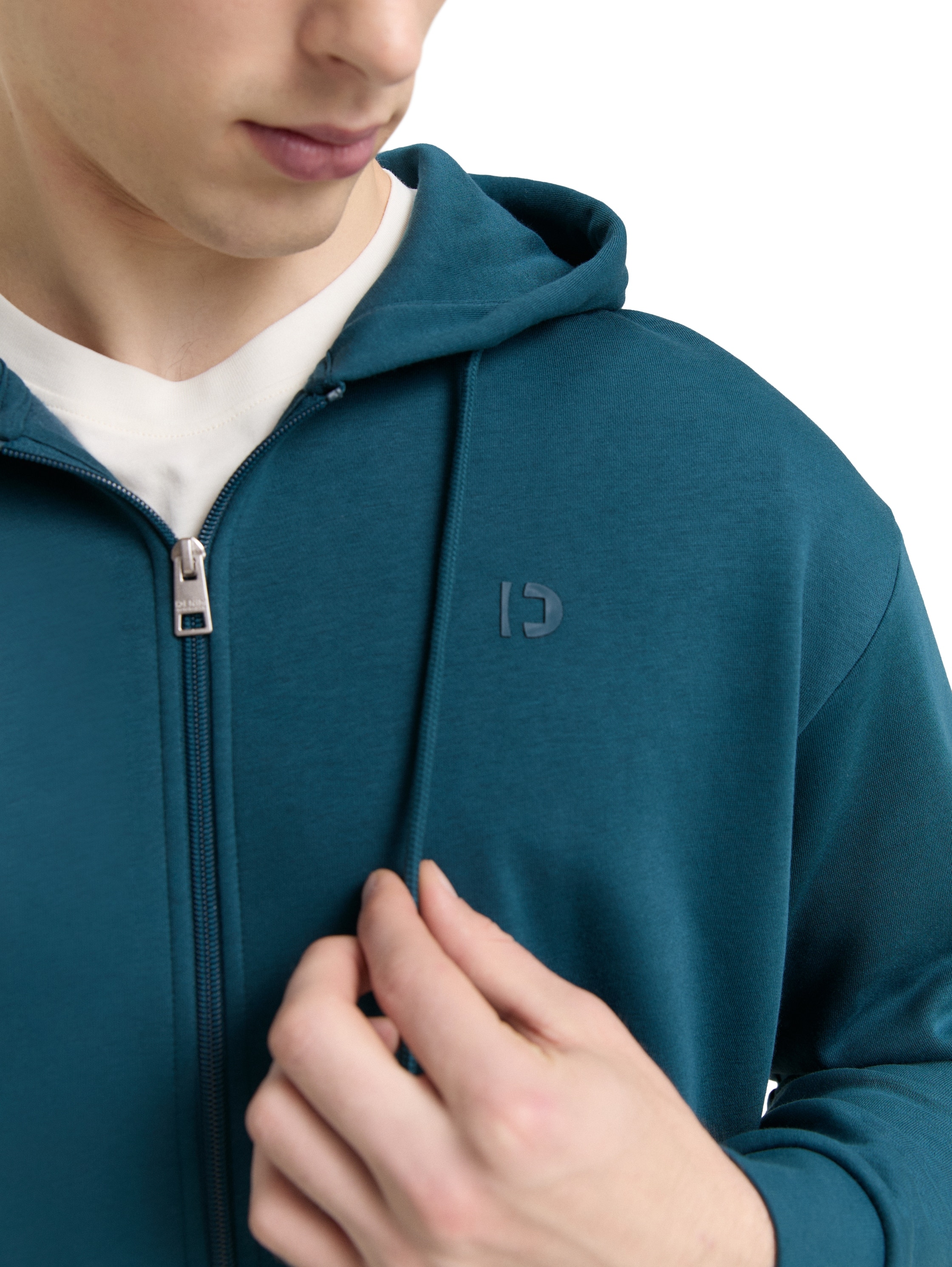 TOM TAILOR Denim Kapuzensweatjacke, mit Logostickerei