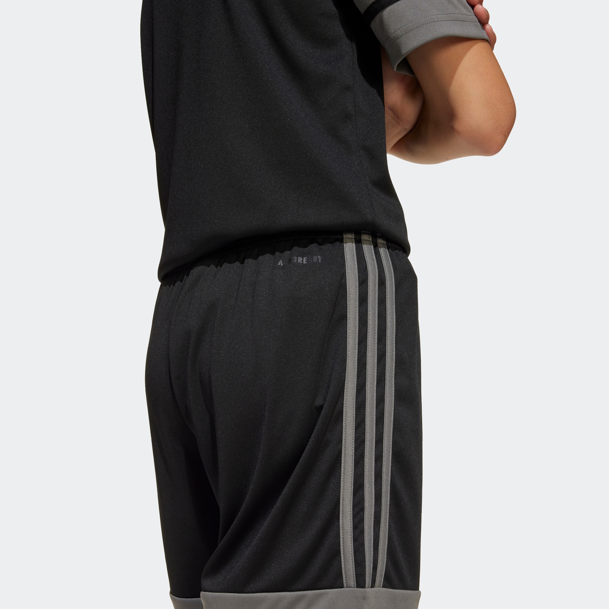 adidas Performance Trainingsshorts »SQUA25 SHO Y«, (1 tlg.)