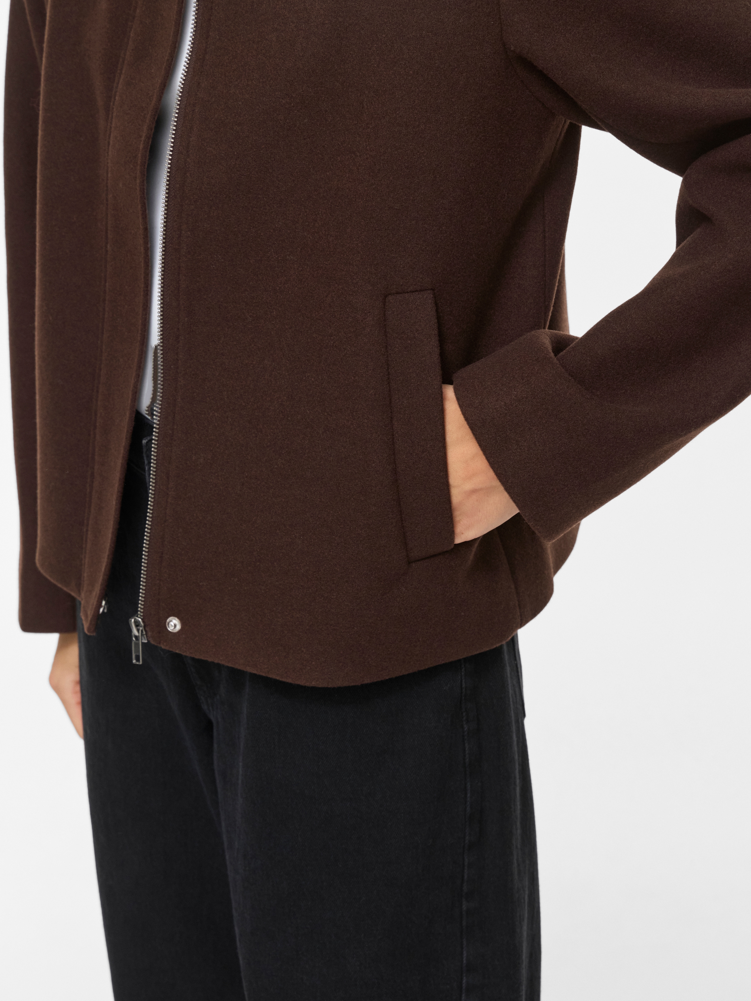 Vila Veste courte »VICLAUDIA L/S HIGH NECK SHORT JKT- NOOS« fibre synthétique