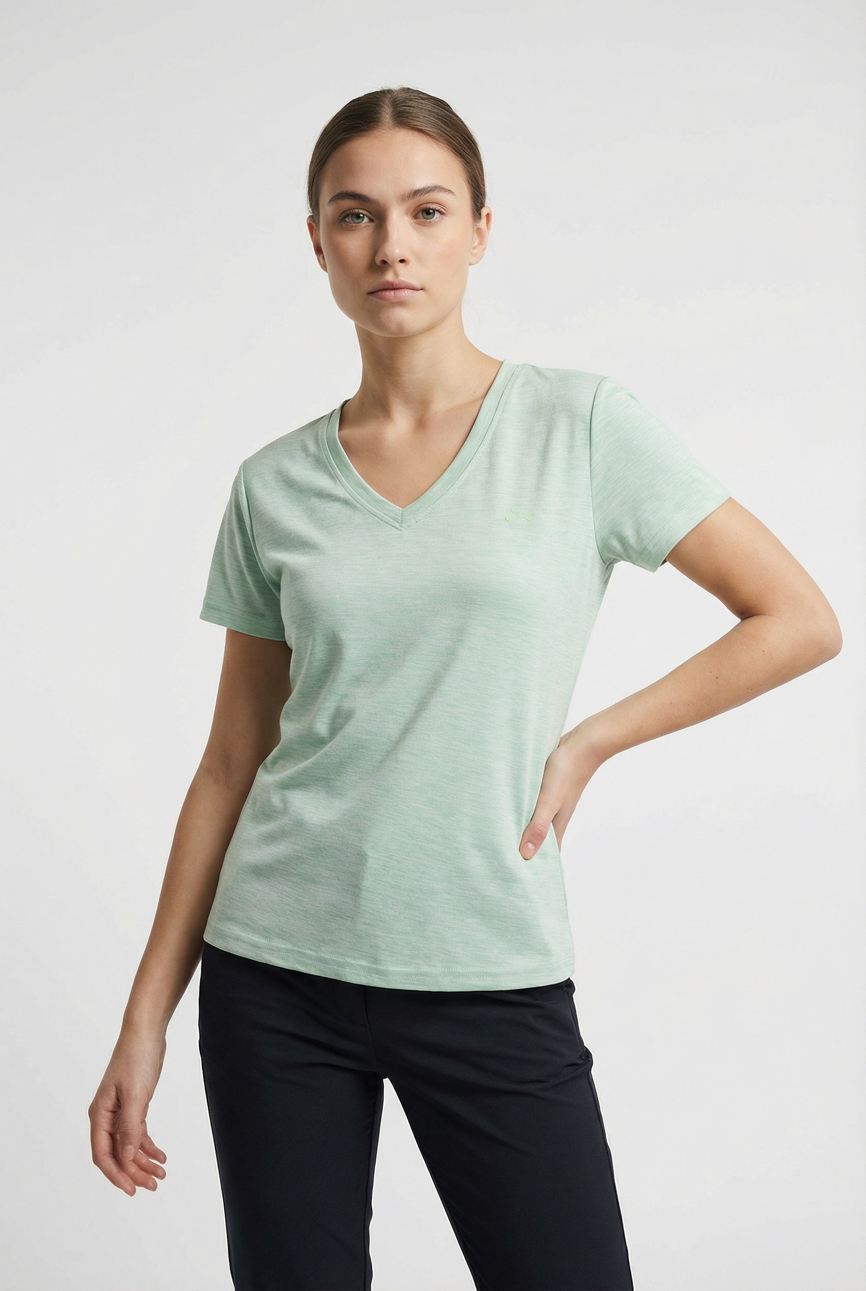 Image of ONLY Play Trainingsshirt "ONPCORE LIFE VN SS REG TEE NOOS" mit reflektierenden Details
