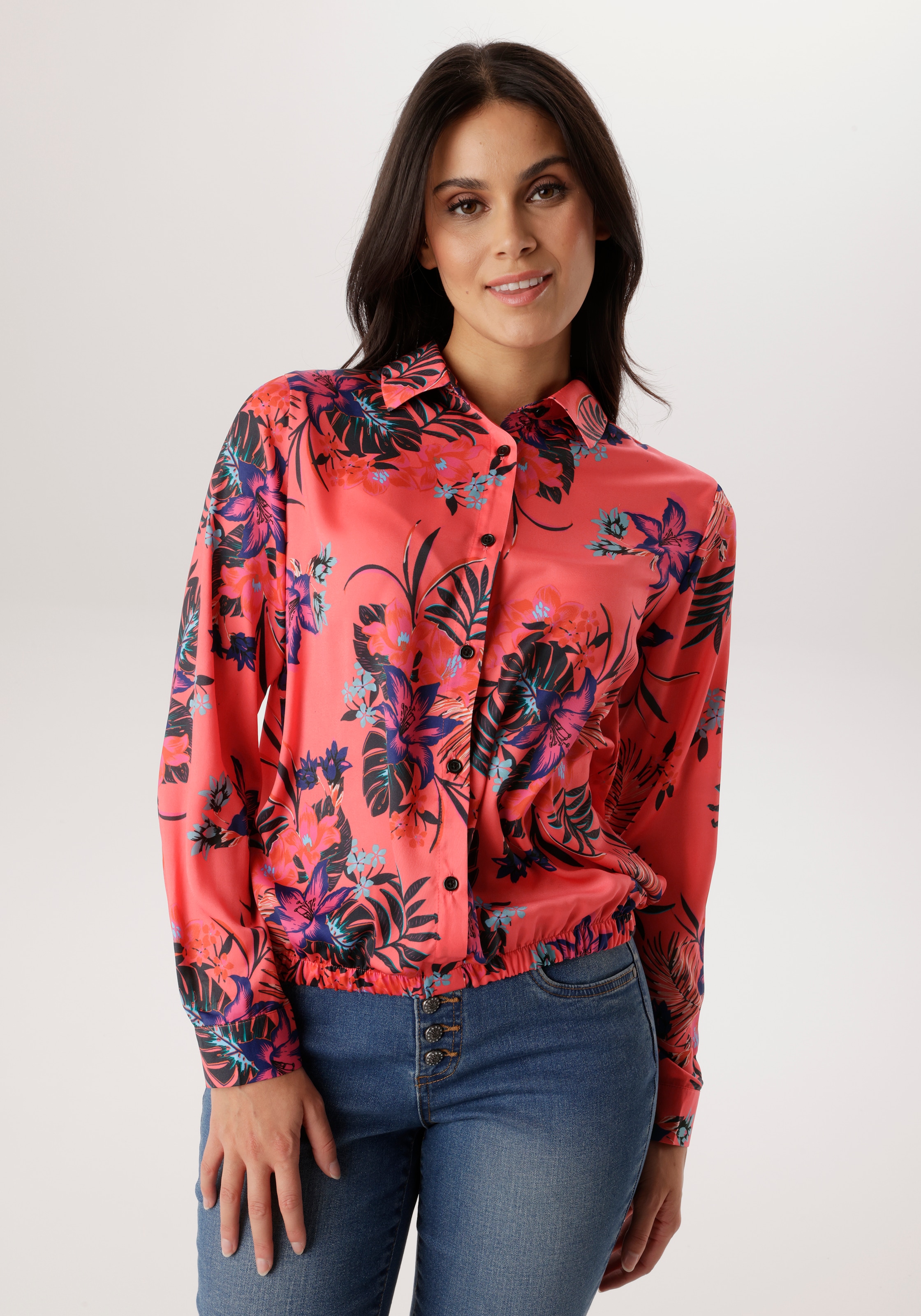 Image of Aniston SELECTED Hemdbluse mit Gummizug am Saum und floralem Allover-Print - NEUE KOLLEKTION