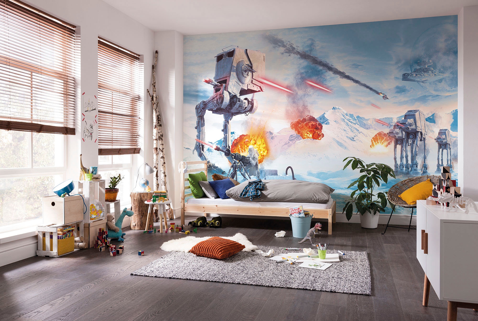 Image of Komar Fototapete "Digitaldruck Vlies - Star Wars Hoth Showdown - Grösse 400 x 250 cm" bedruckt glatt Kinderzimmer