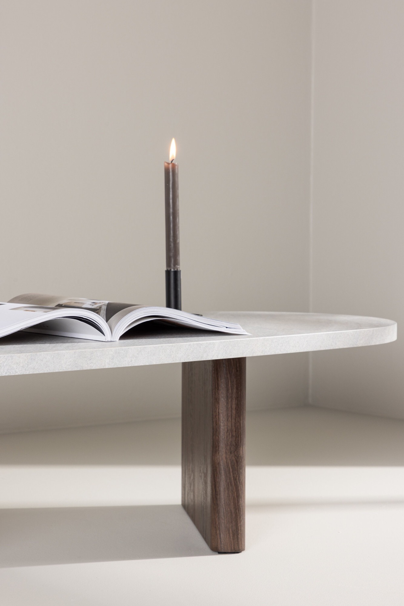 Venture Home Table basse table basse, MDF, ovale, plate, généreuse, moderne