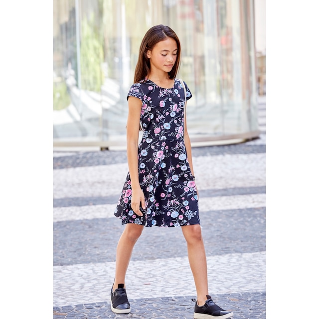 Trendige KIDSWORLD Jerseykleid, geblümt, Skaterform versandkostenfrei -  ohne Mindestbestellwert shoppen