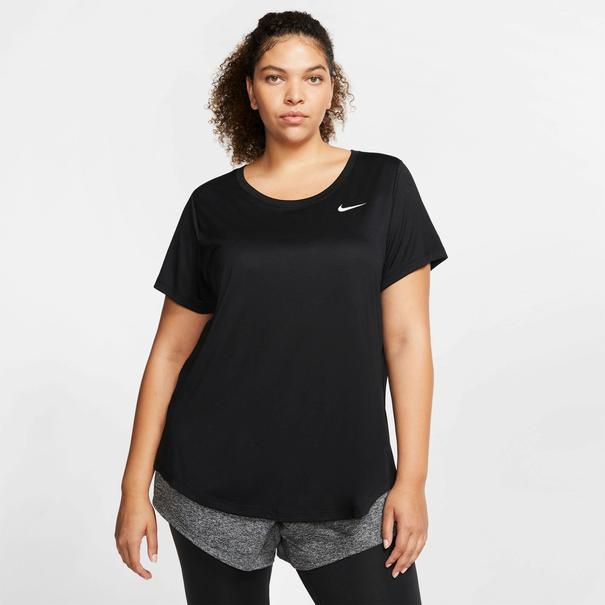 Image of Nike T-Shirt »Dri-FIT Legend Women's Training T-Shirt (Plus Size)« bei Ackermann Versand Schweiz