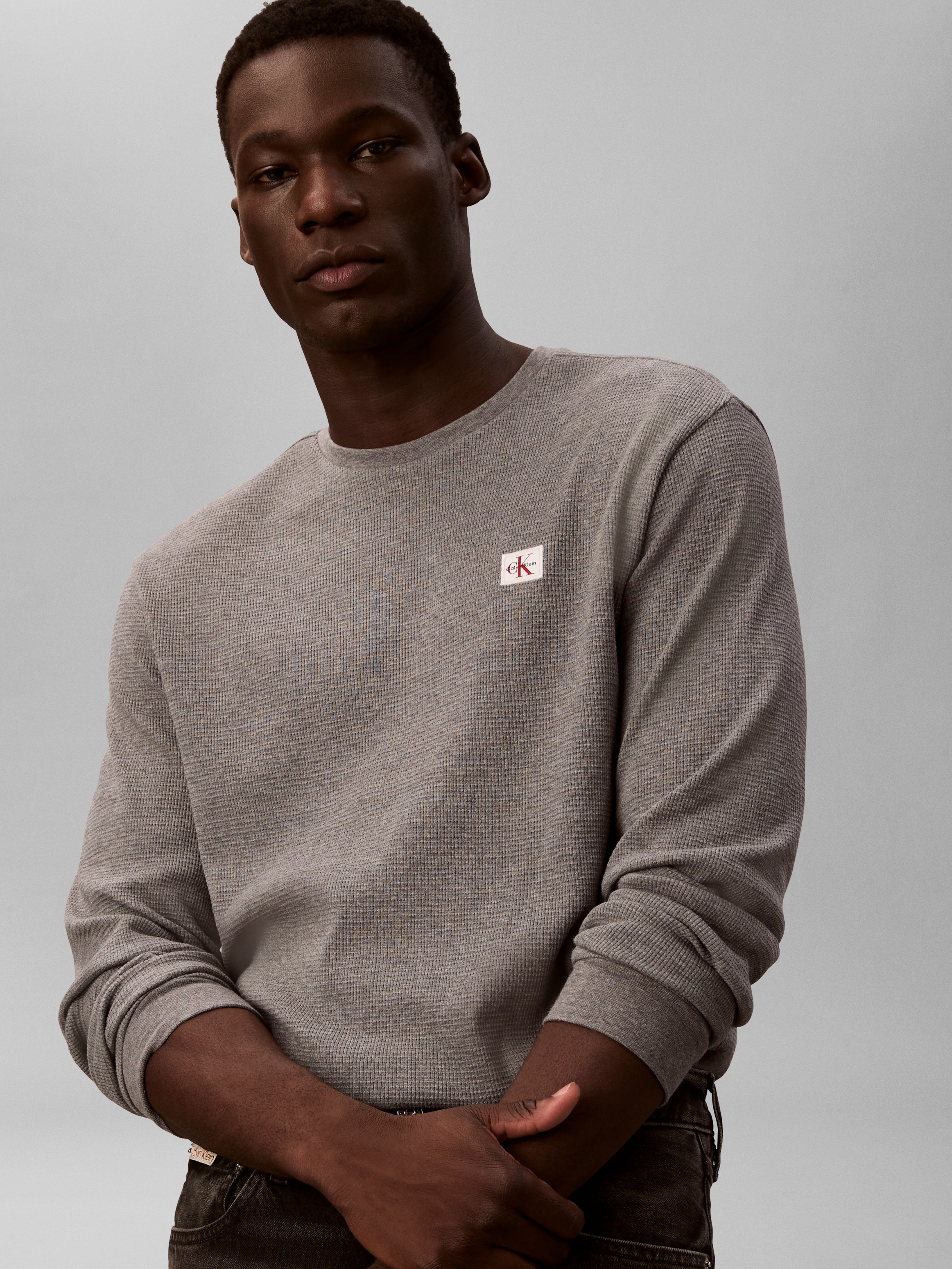 Calvin Klein Jeans T-shirt à manches longues »LS WAFFLE BADGE CREWNK TEE« Mit Rundhalsausschnitt