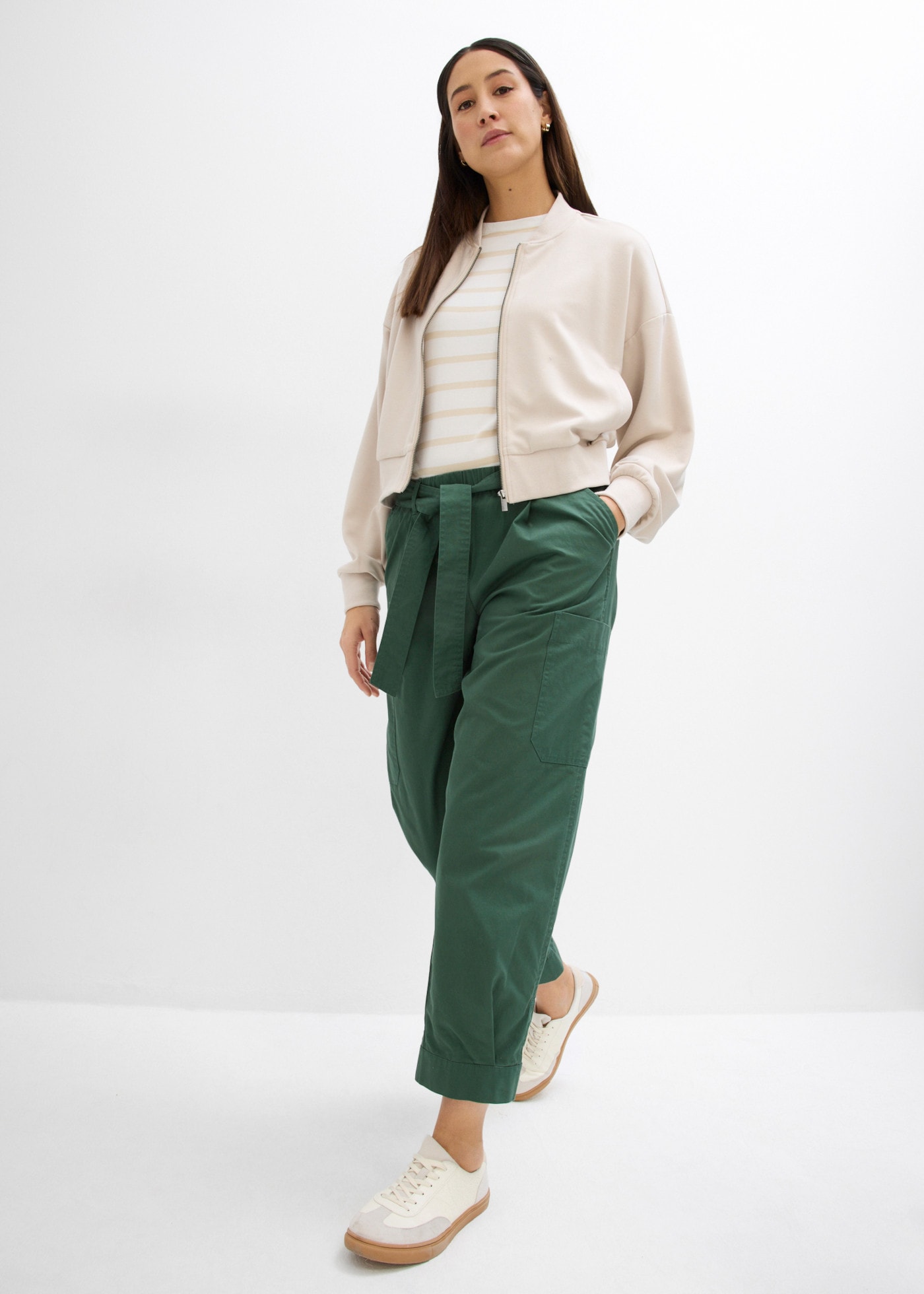 bonprix Cargohose  Loose Fit, mit Bindegürtel, aus Baumwolle, in verschiedenen Grössen