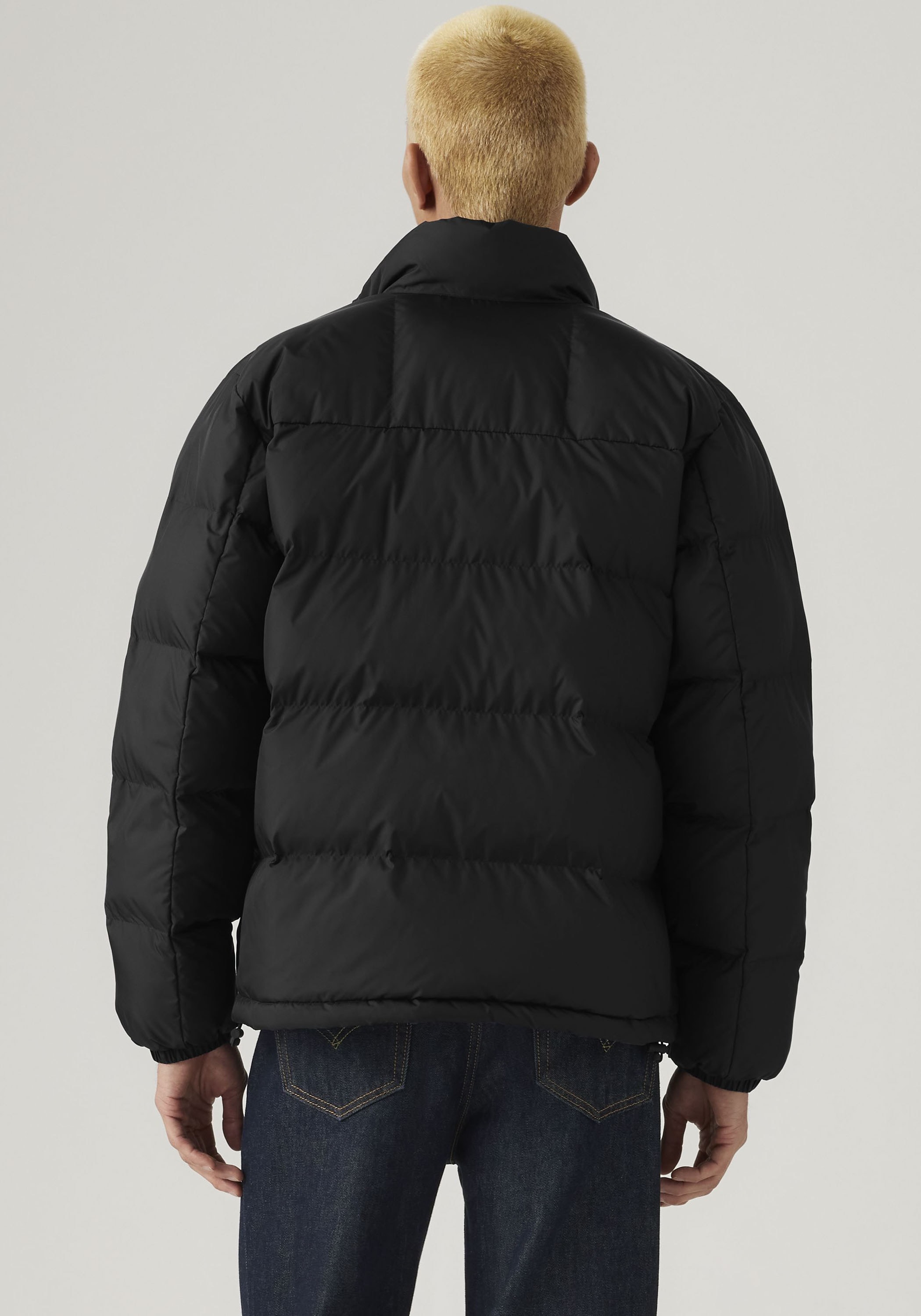 Levi's® Veste matelassée »PIEDMONT SHORT PUFFER« sans capuche avec fermeture éclair et col montant