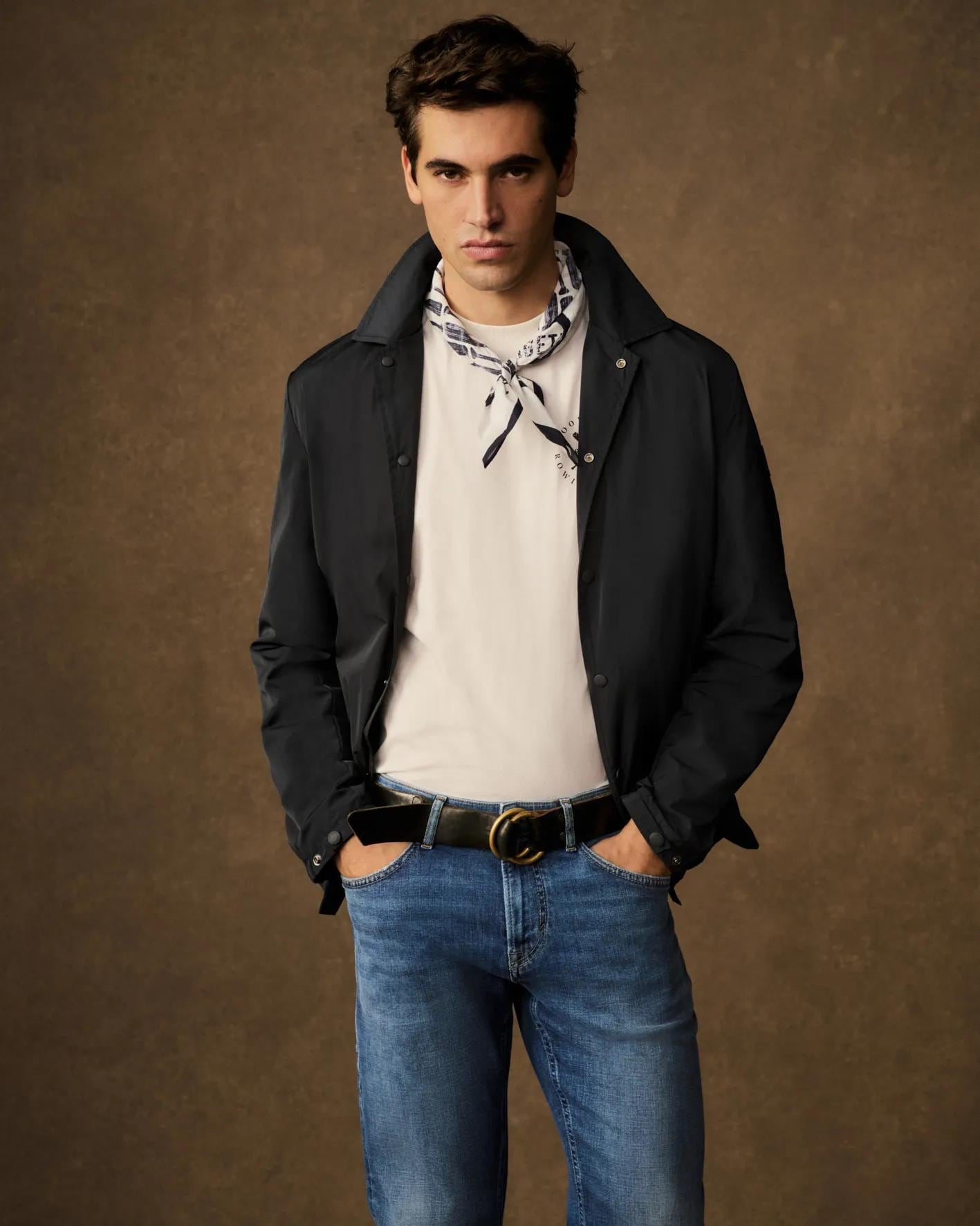 Joop Jeans T-Shirt »Rovenor« normale Passform, grosser Rückenprint
