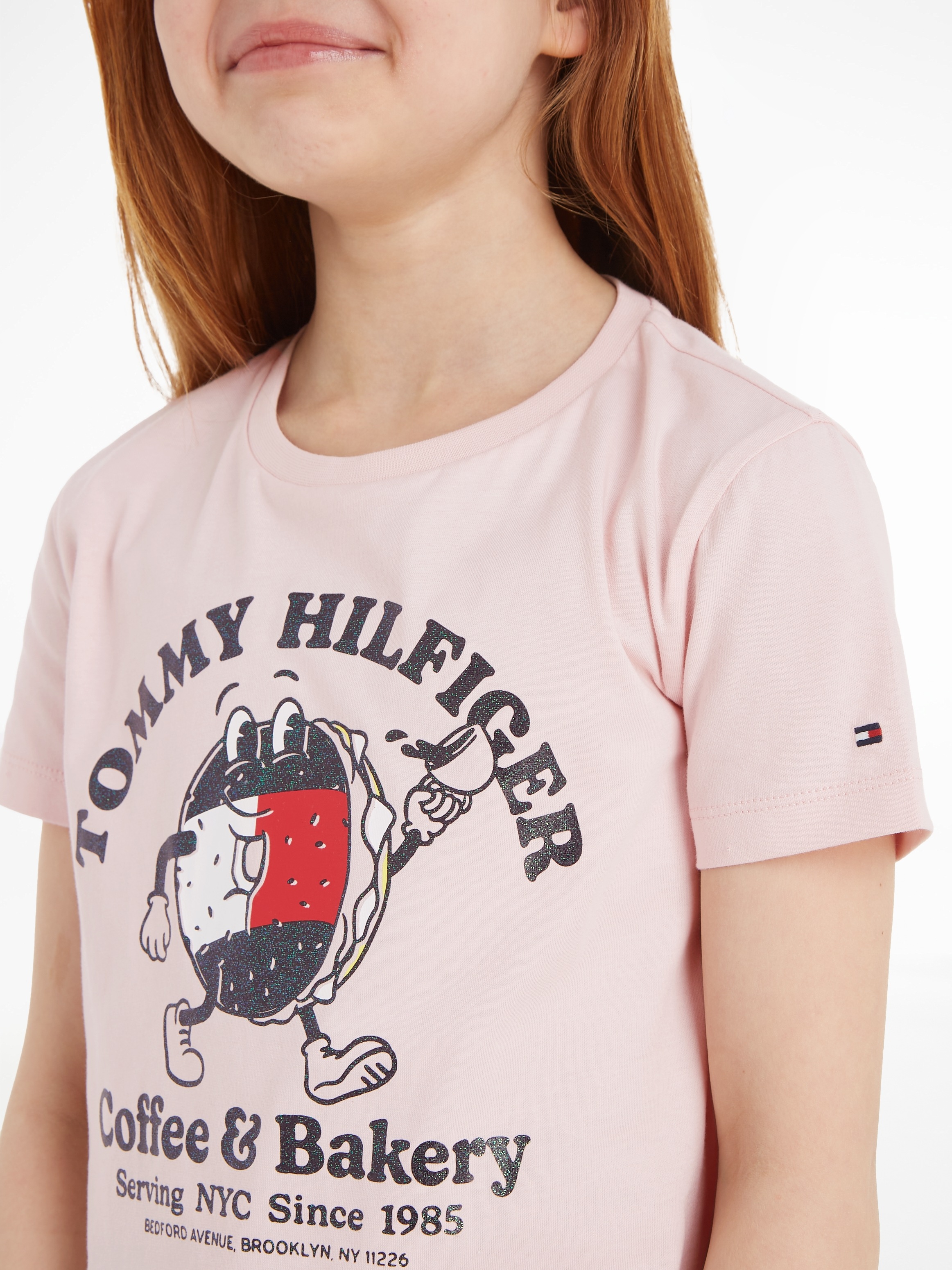 ♕ Tommy Hilfiger T-Shirt »TOMMY mit auf S/S«, Druck BAGELS grossem versandkostenfrei TEE