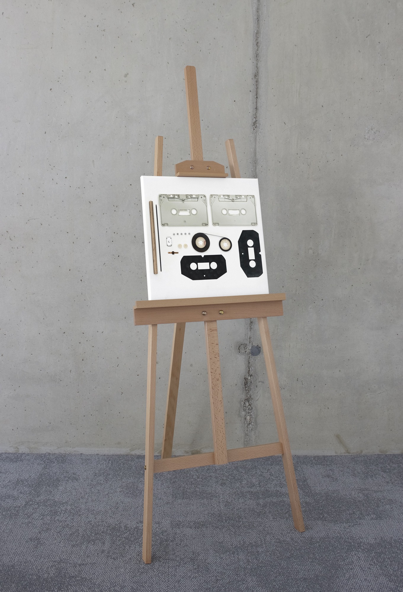 Komar Leinwandbild »Assembly Instructions Cassette - Grösse 40 x 40 cm«, Natur, (1 St.), Keilrahmenbild mi Echtholzrahmen