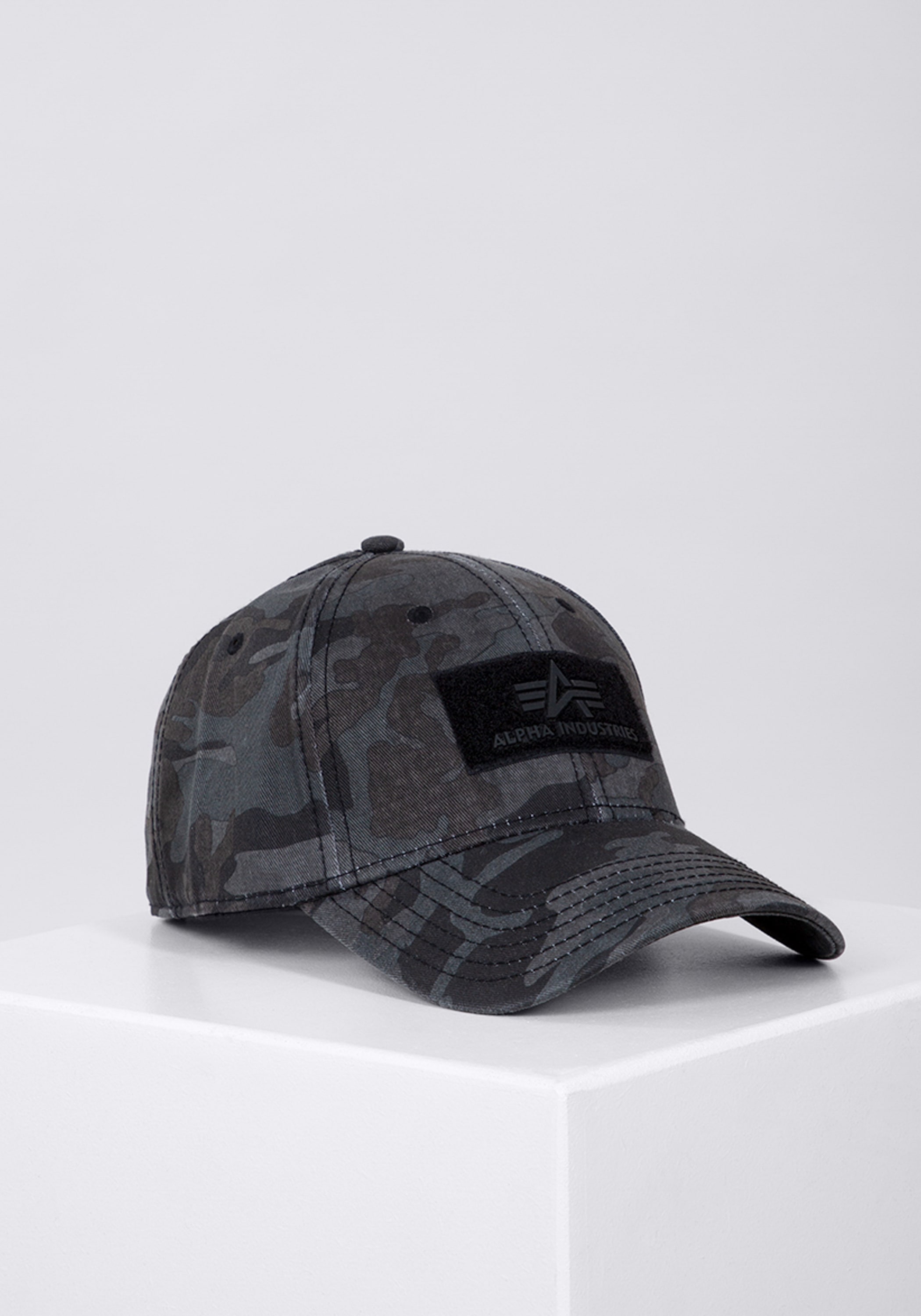 Alpha Industries Trucker Cap »Alpha Industries Accessoires - Headwear Velcro Cap Camo«