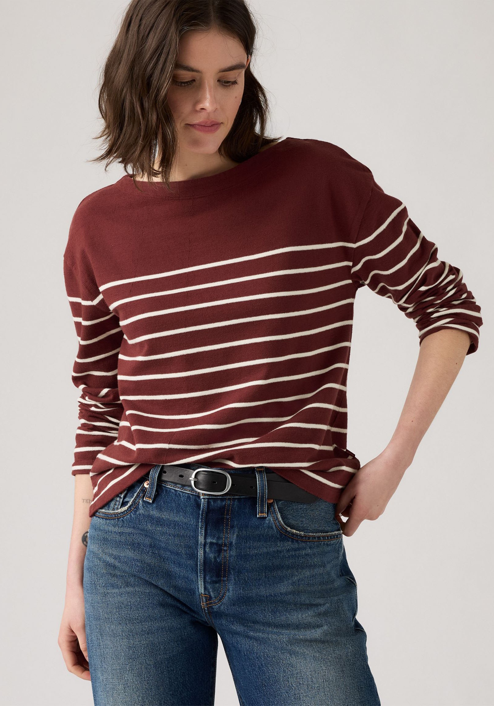 Levi's® Langarmshirt »MARIN STRIPE TOP«, Saum mit kurzen Seitenschlitzen