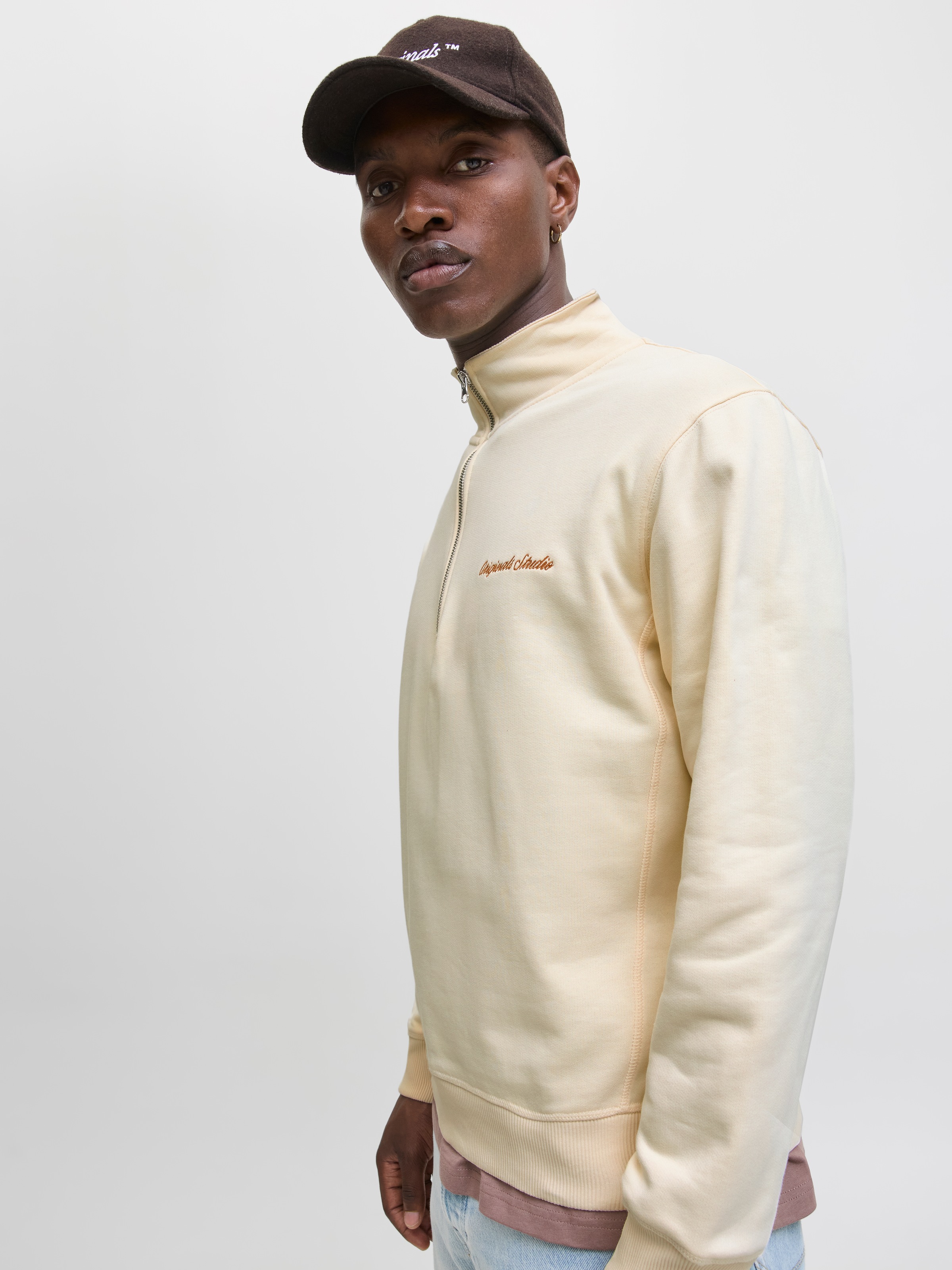 Jack & Jones Sweat-shirt »JORNORREBRO EMB SWEAT HIGH NECK SN«
