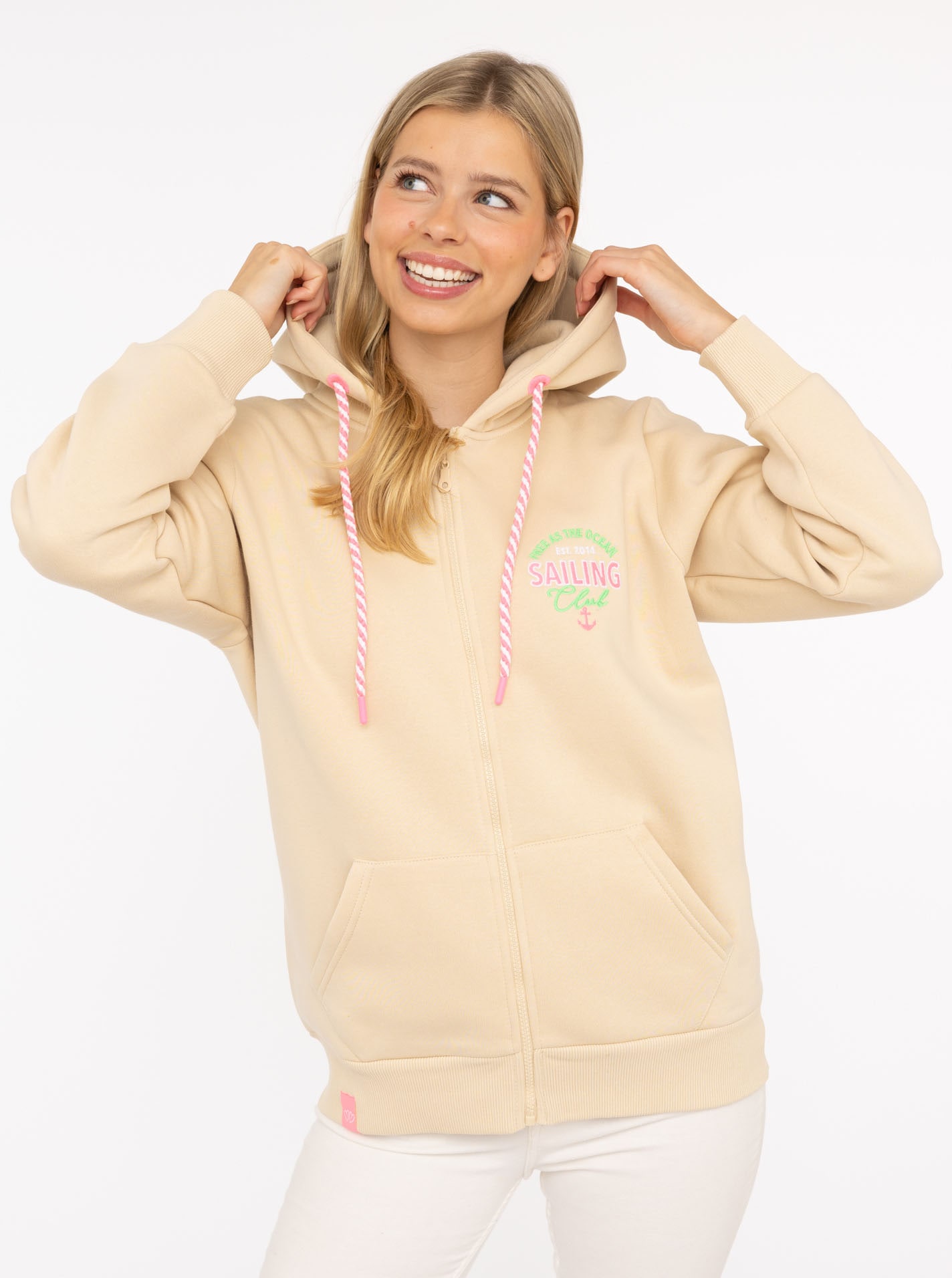 Zwillingsherz Kapuzensweatjacke »"Sailing Club"«, Kapuzensweatjacke mit grosser SAILING Applikation am Rücken und Tasche