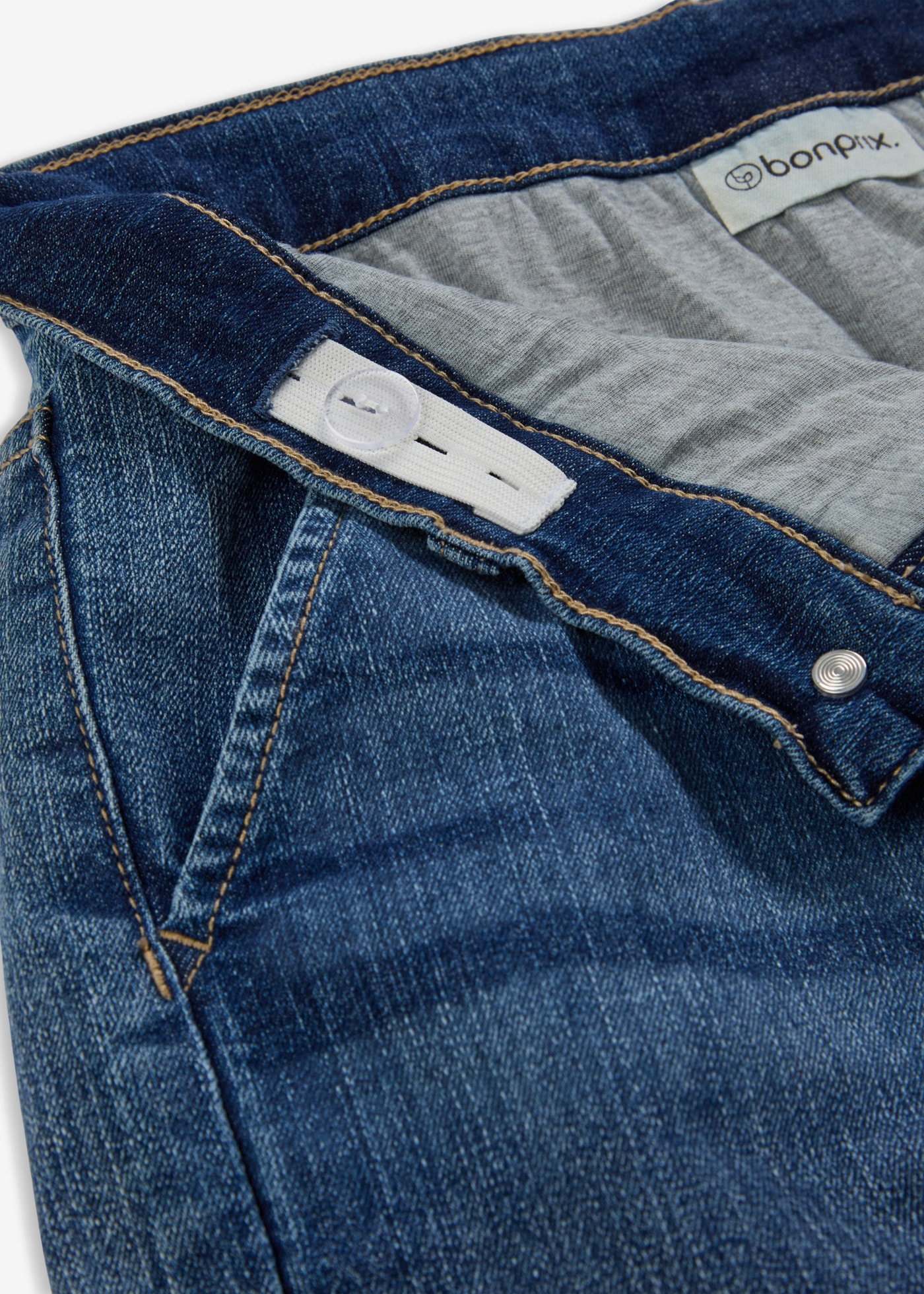 bonprix Jeans loose fit avec design cargo, en coton, polyester et élasthanne