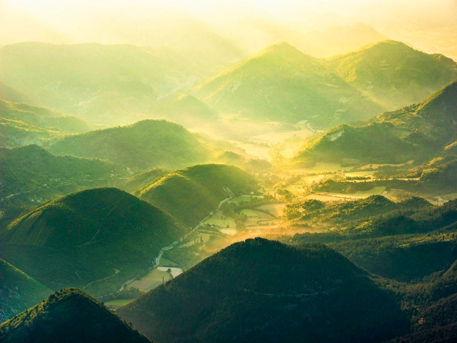 Image of Komar Vliestapete »The Shire«, naturalistisch bei Ackermann Versand Schweiz