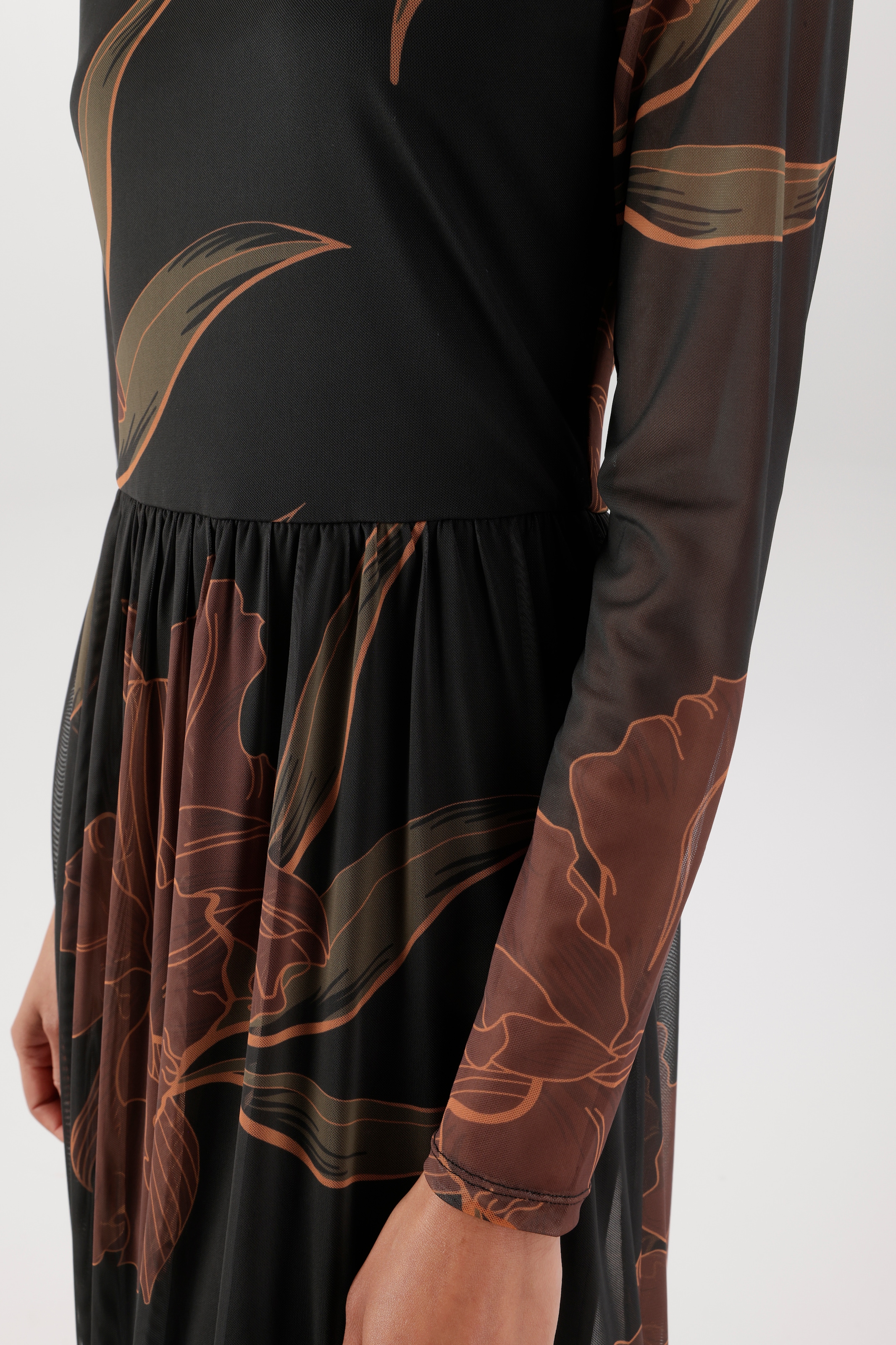 Aniston SELECTED Robe midi en qualité mesh avec élastique à la taille - NOUVELLE COLLECTION