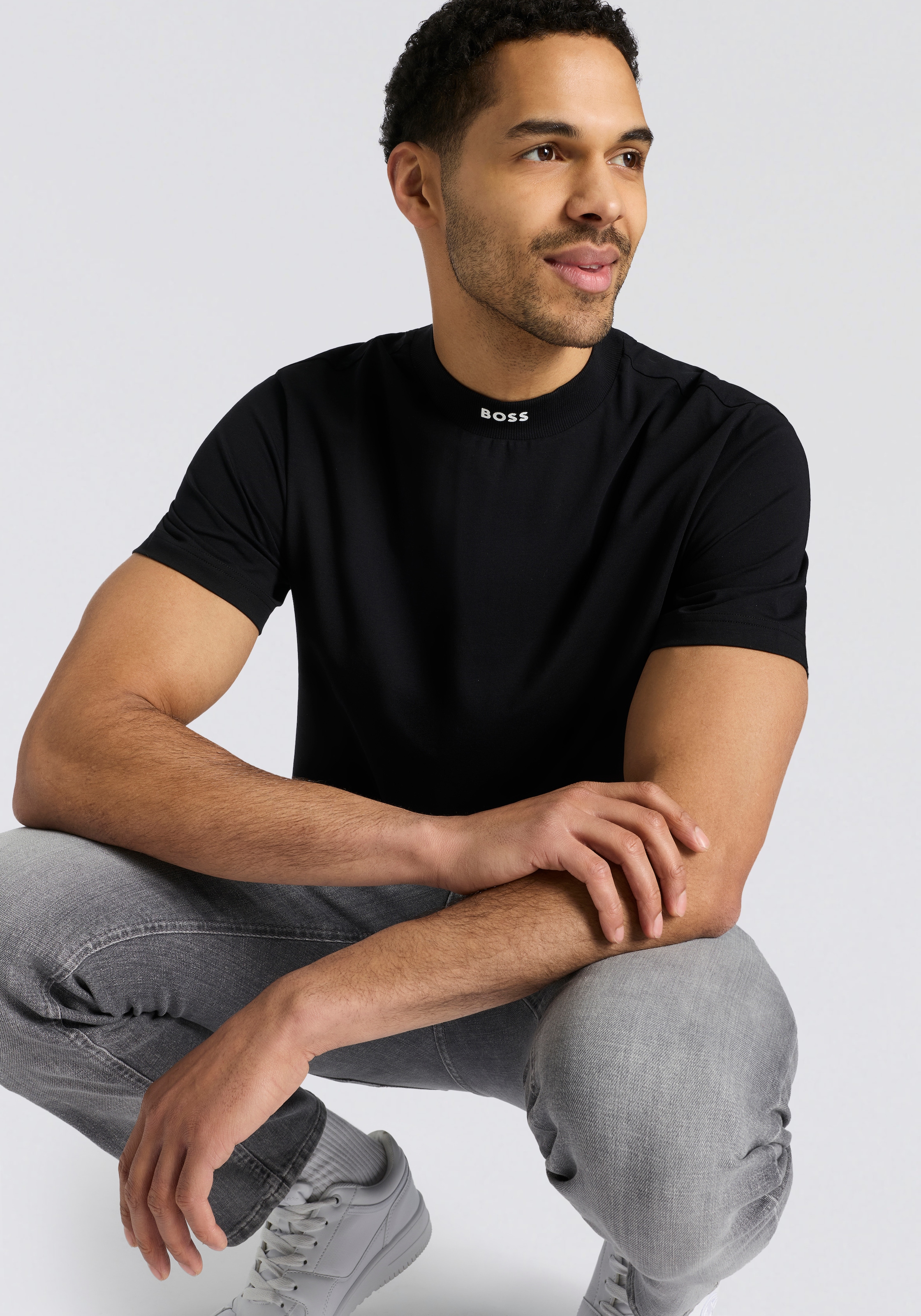 BOSS GREEN T-Shirt »Tee Collar Relaxed Fit« Stretch Jersey Baumwolle, Logo Centered, Rundhals