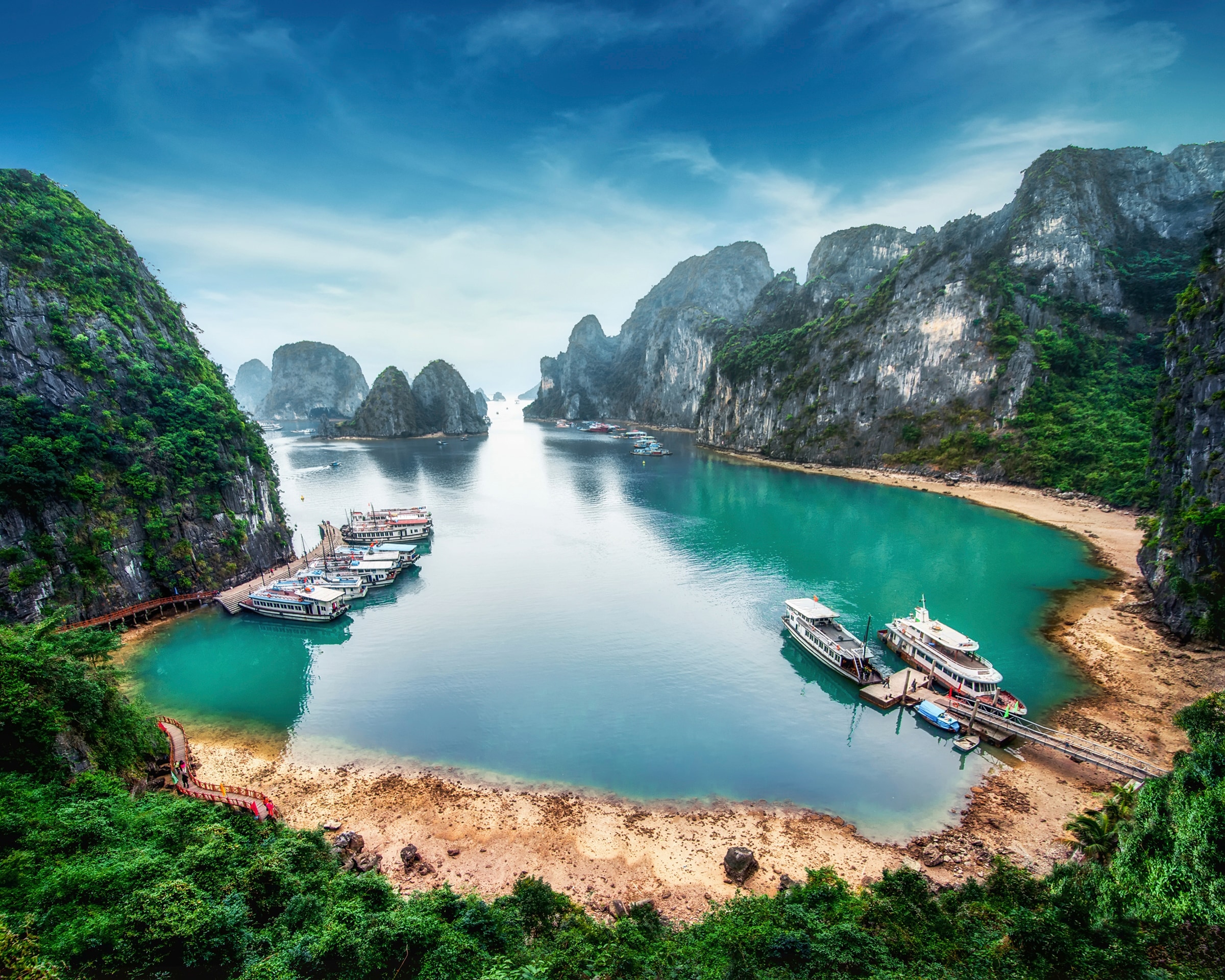 Image of Papermoon Fototapete "BUCHT-VIETNAM MEER SEE FLUSS GEBIRGE WALD HIMMEL SONNE"