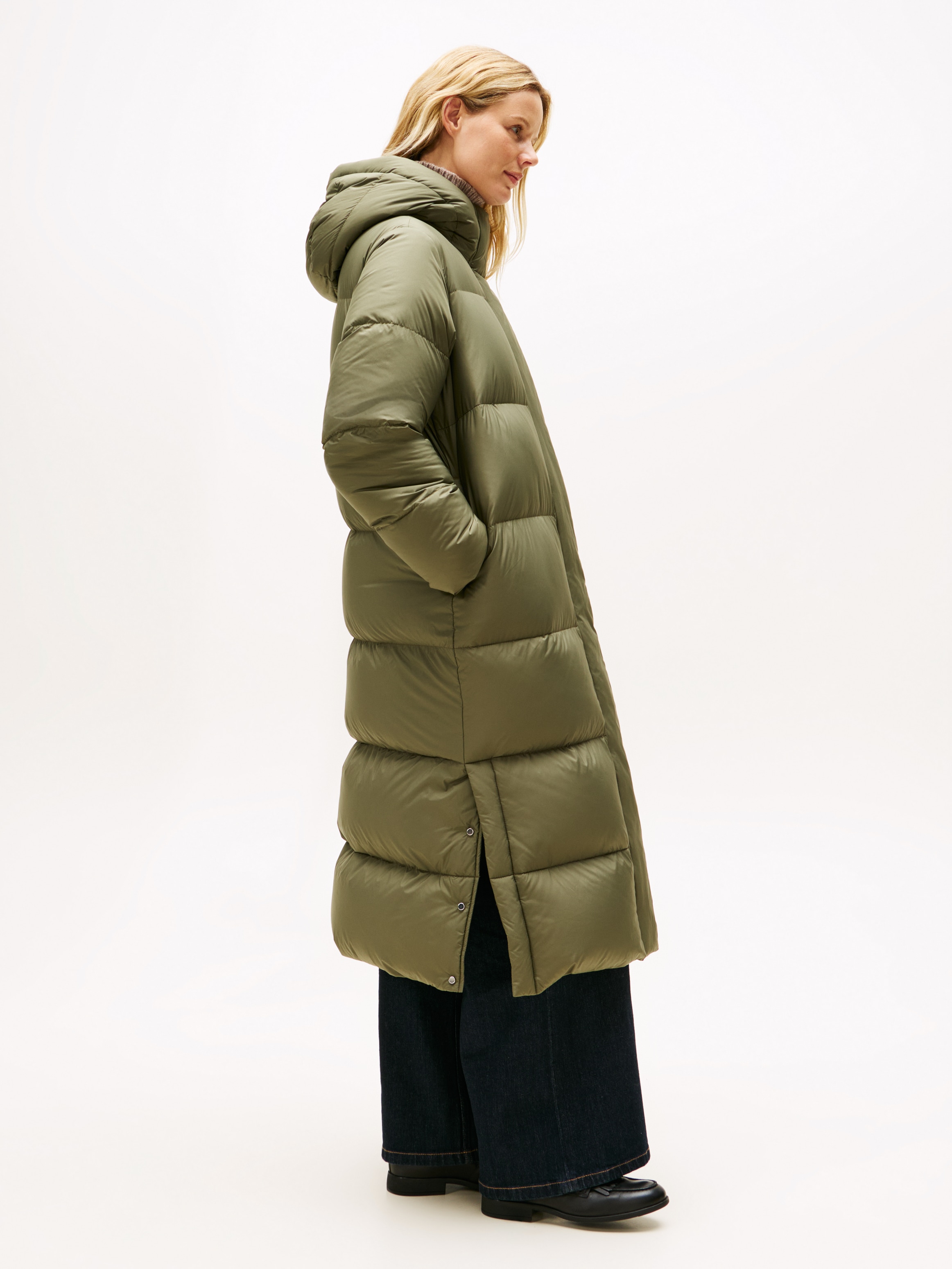 Tommy Hilfiger Daunenmantel »MODERN DOWN REG MAXI COAT« mit wärmenden Daunen gefüttert