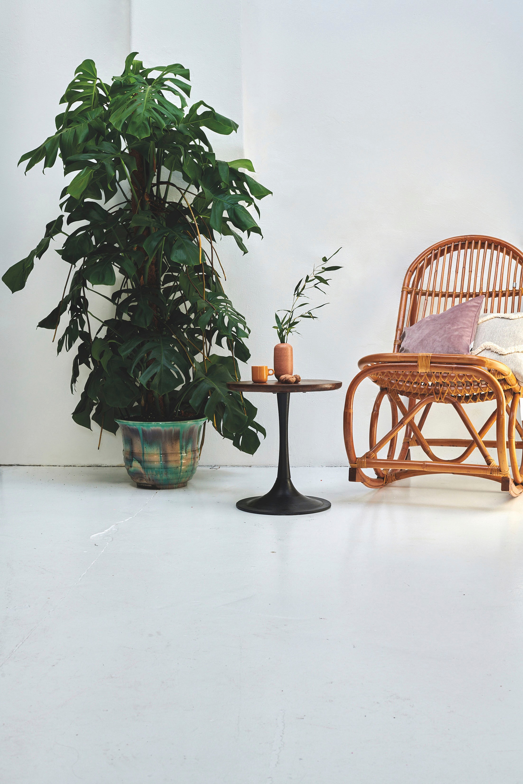 SIT Schaukelstuhl »Kampala aus naturbelassenem Rattan mit Metallmanschette« () Rattan-Schaukelstuhl mit natürlicher Optik