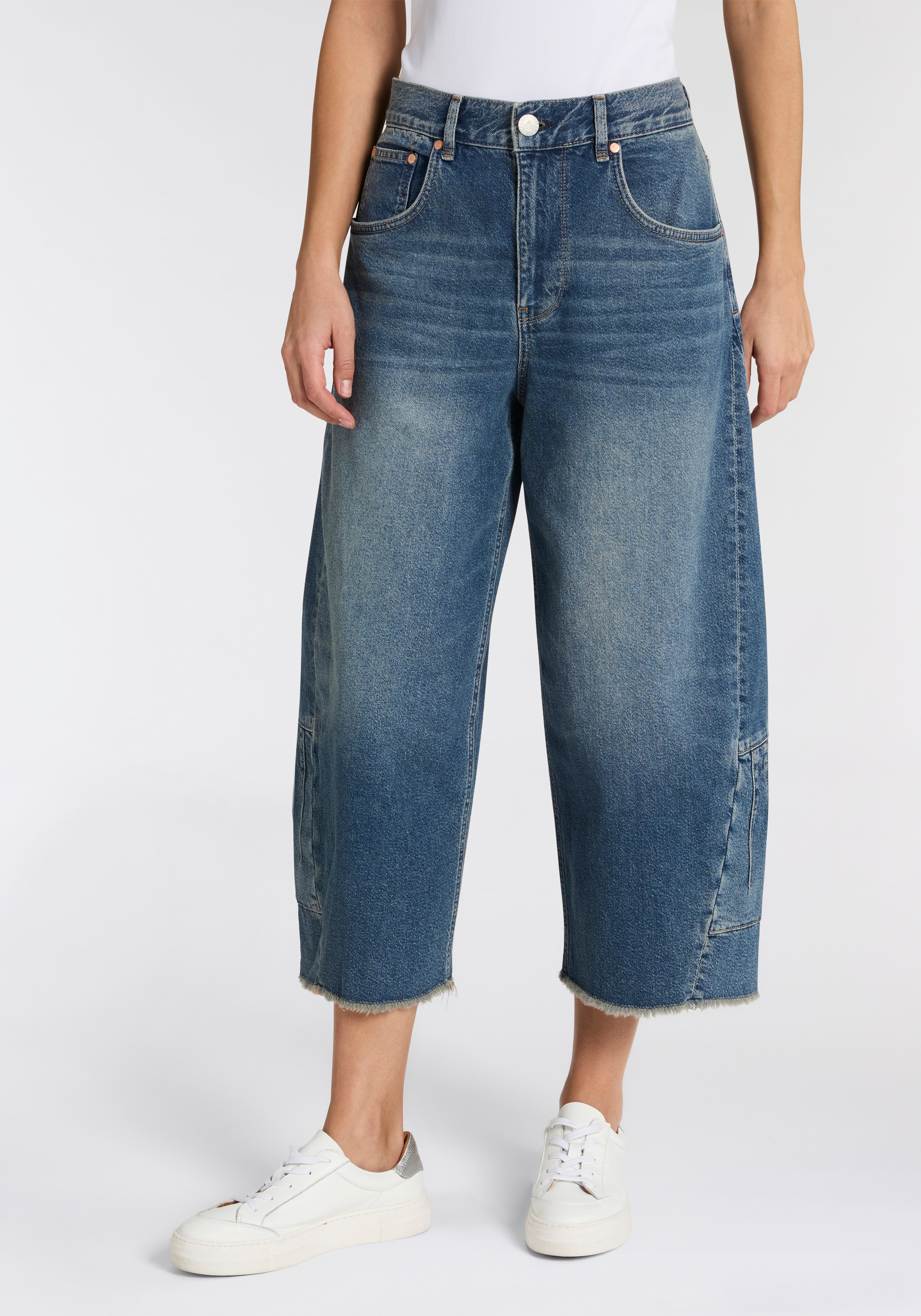 Image of Herrlicher 7/8-Jeans "Edwina Denim" mit seitlich eingesetzten Details