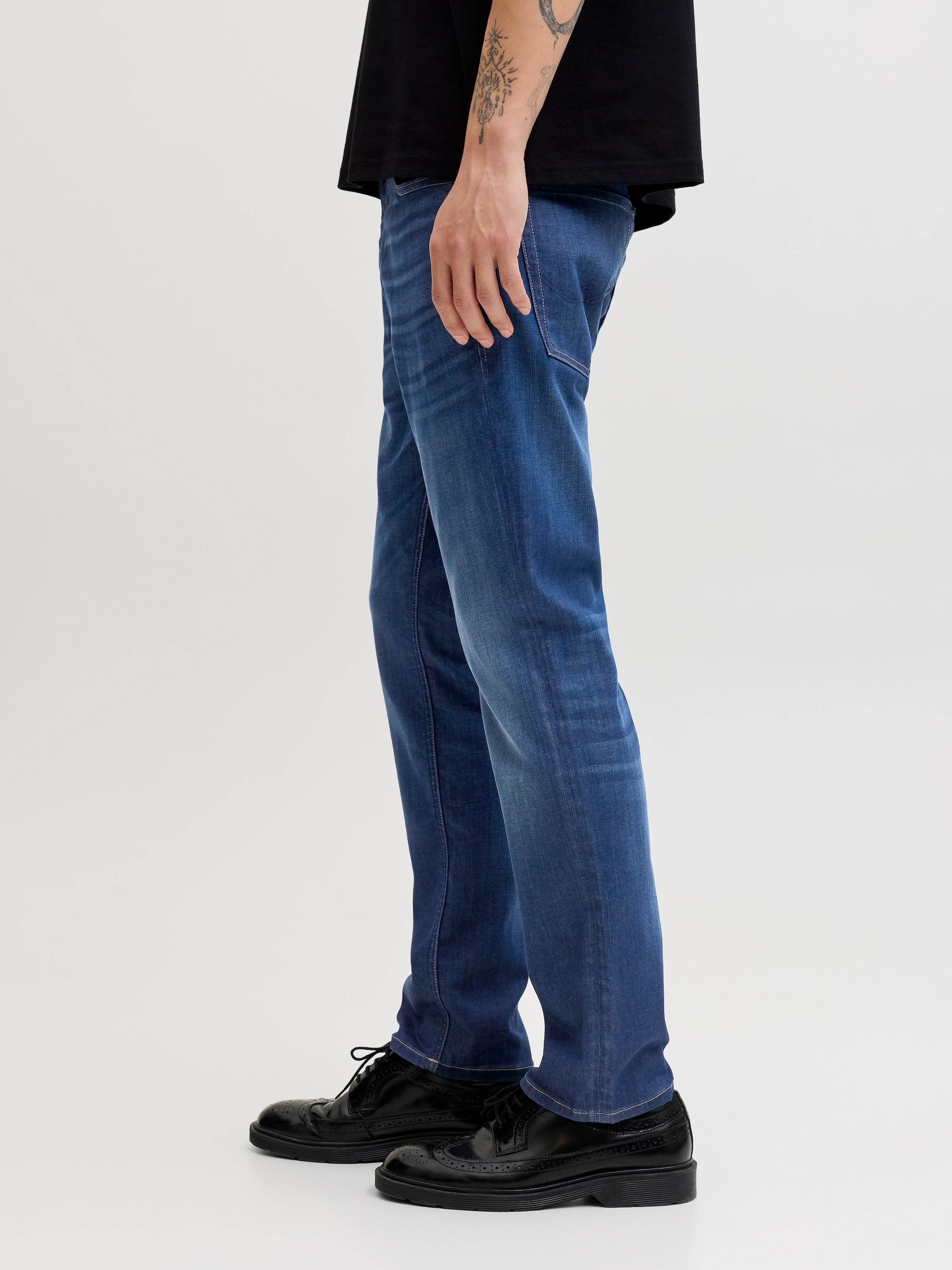 Jack & Jones Jeans coupe régulière »JJICLARK mit Used-Look und Stretch für den Alltag« avec effets d'usure