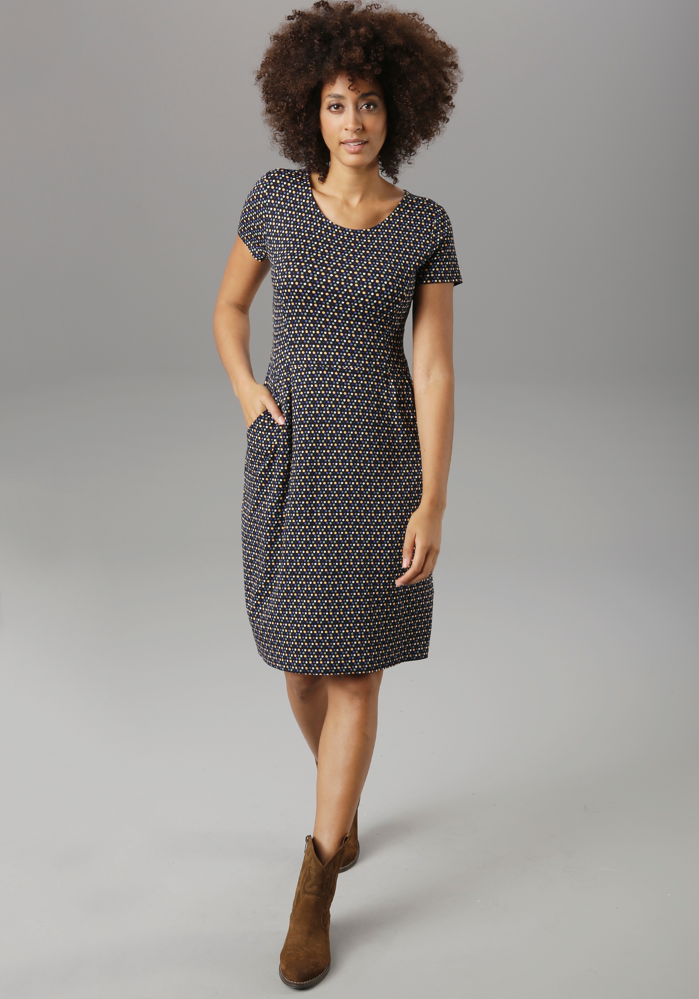 Image of Aniston SELECTED Jerseykleid, mit bunten Punkten bei Ackermann Versand Schweiz