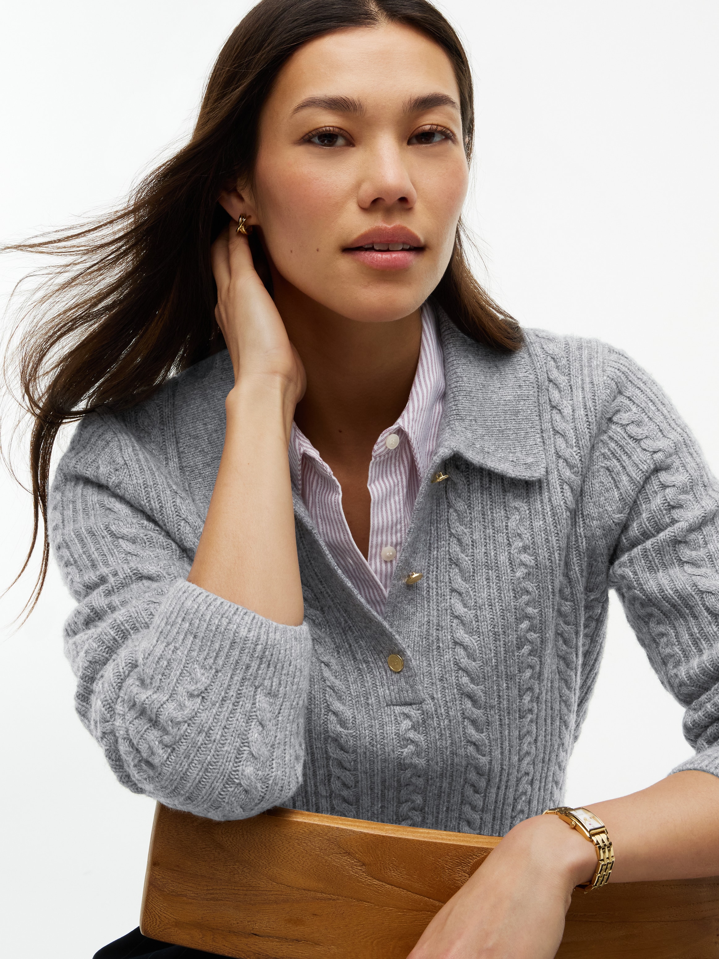 Tommy Hilfiger Polokragenpullover »LS POLO CABLE SWEATER REG FIT« Materialmix mit Wolle und Seide, Zopfmuster
