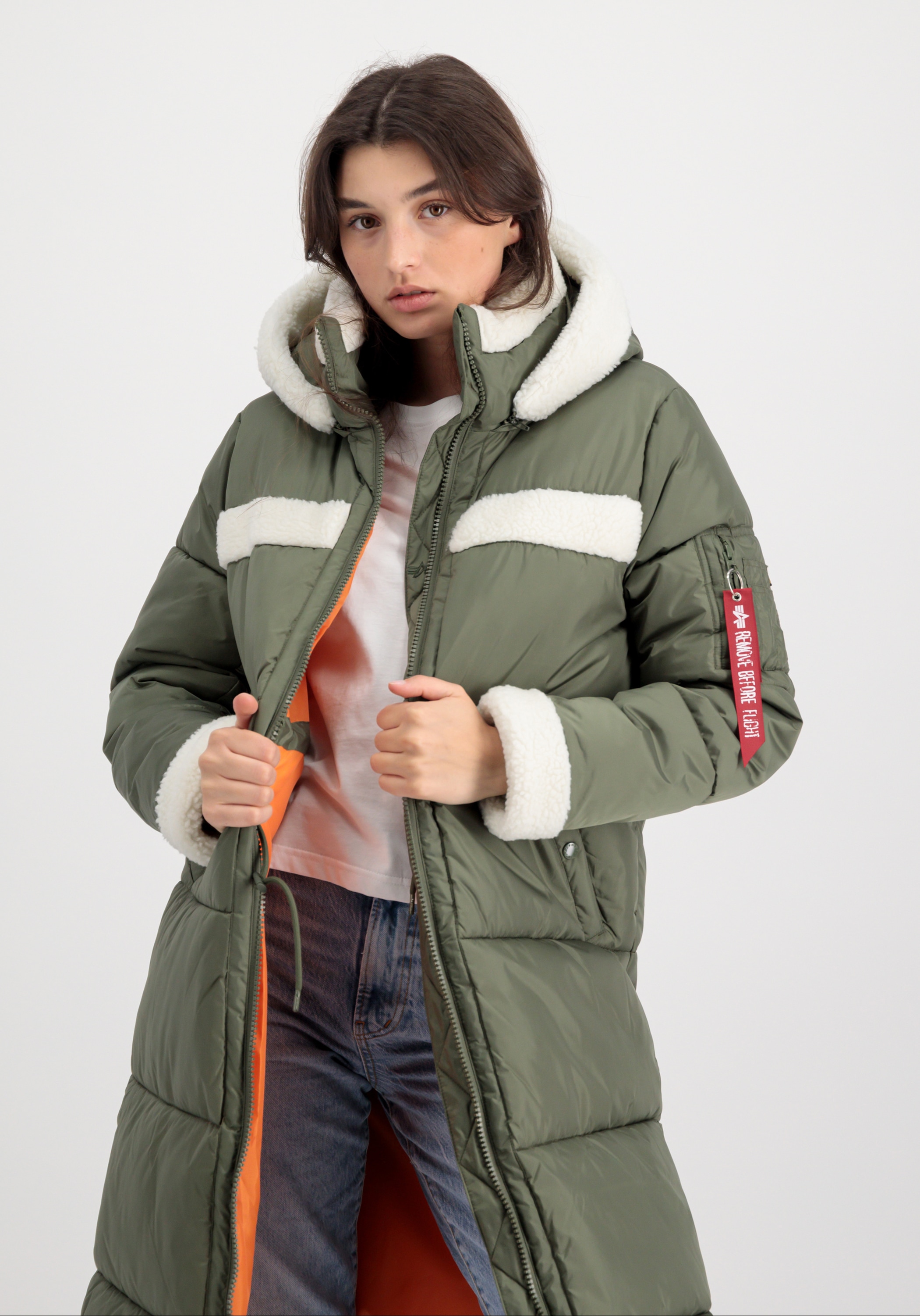 Winterjacke »ALPHA INDUSTRIES Women - Cold Weather Jackets Puffer Coat ZH Wmn«