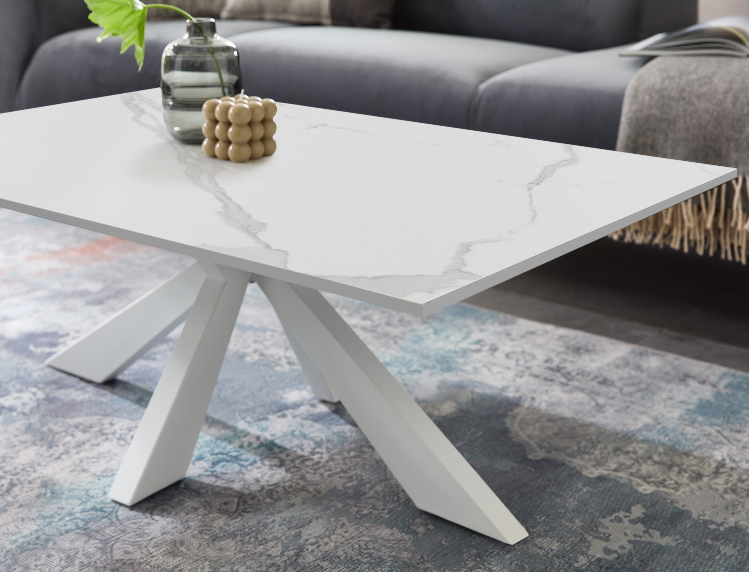 Stolkom Couchtisch »Noah Wohnzimmertisch Keramik, Weiss marmoriert, BxHxT 110x40x70 cm«, Keramikoberfläche weiss marmoriert, 4-Fuss Gestell in weiss