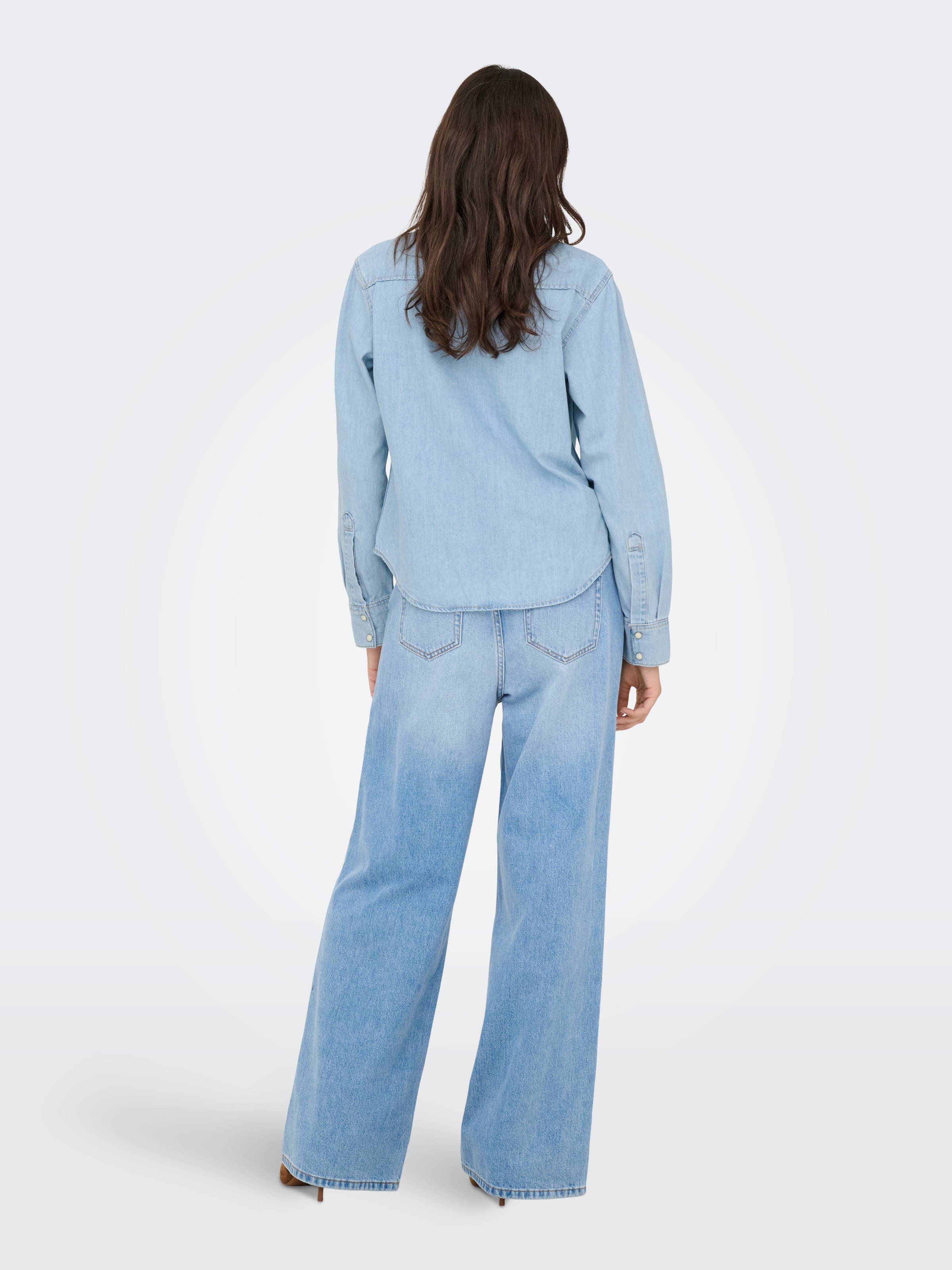 ONLY Jeansbluse »ONLCHARLIZE LS DNM SHIRT AKM NOOS« mit Brusttaschen