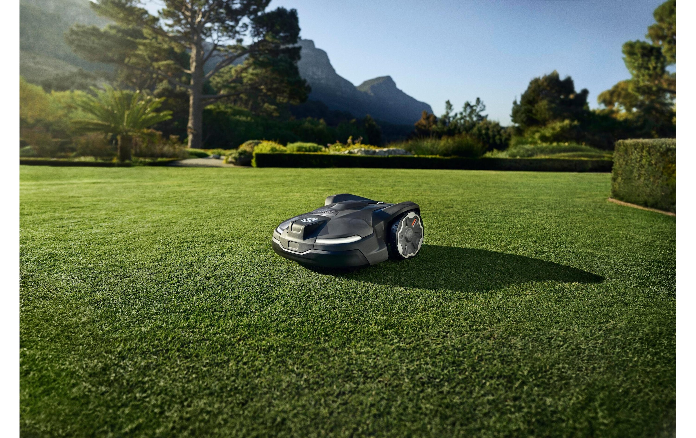 Husqvarna Rasenmähroboter »450X NERA, 5000 m²«  mit Diebstahlalarm