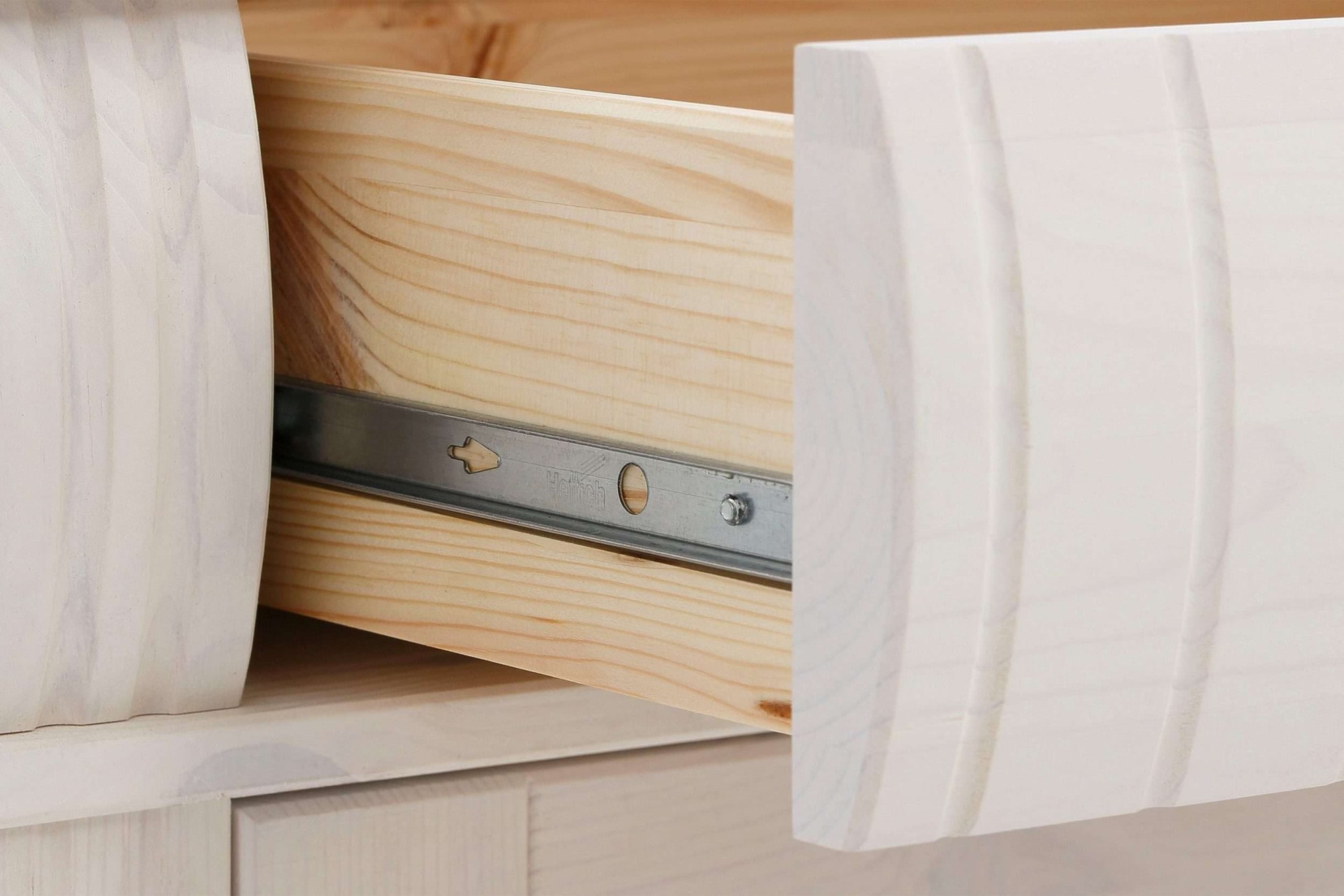 Home affaire Kommode »Teresa Sideboard nur 2 Schubkästen«, aus massiver Kiefer Breite 84 cm, FSC®