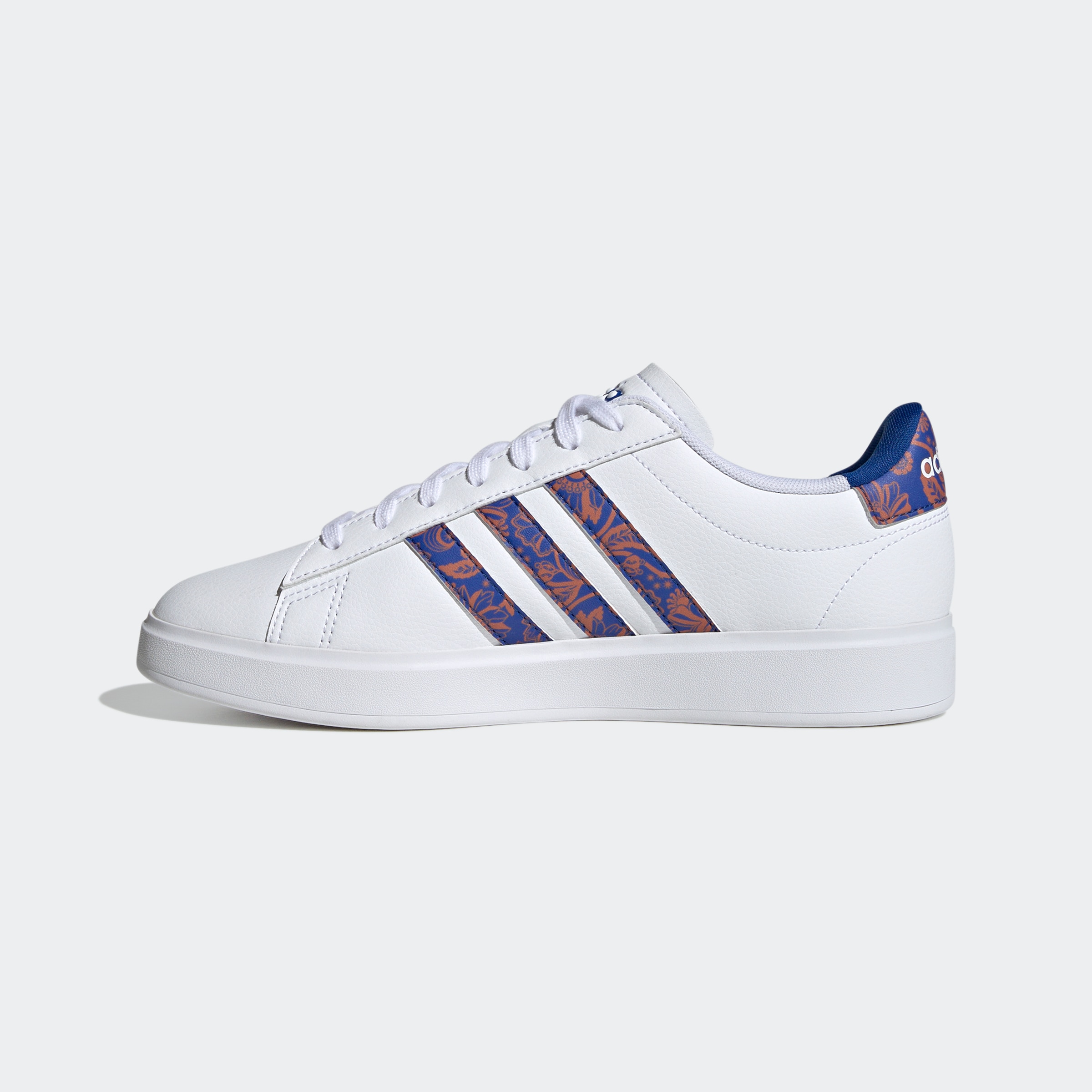 adidas Sportswear Sneaker »GRAND COURT 2.0«, Design auf den Spuren des adidas Superstar