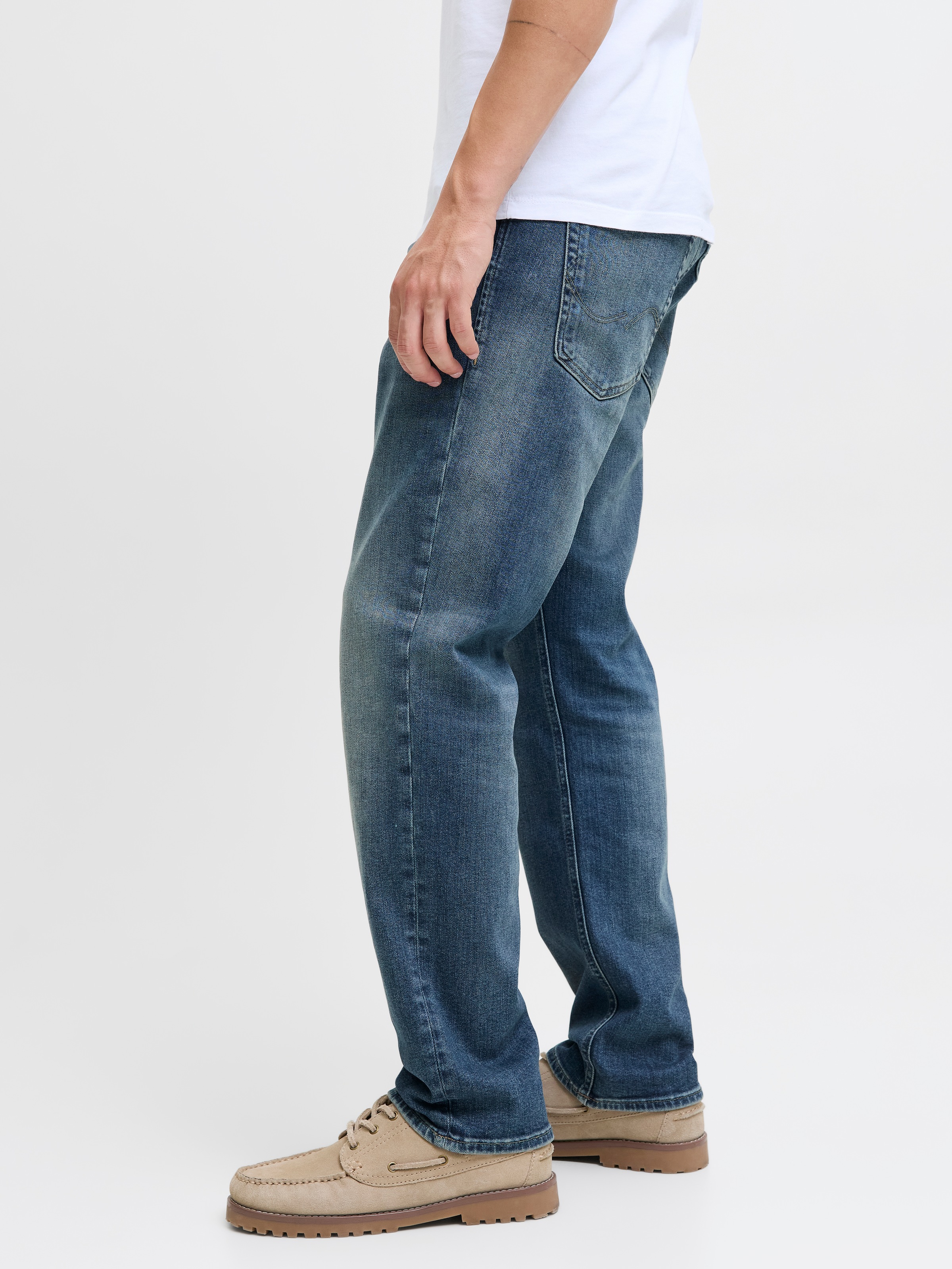 Jack & Jones Regular-fit-Jeans »JJICLARK mit Used-Look und Stretch für den Alltag« mit Abriebeffekten